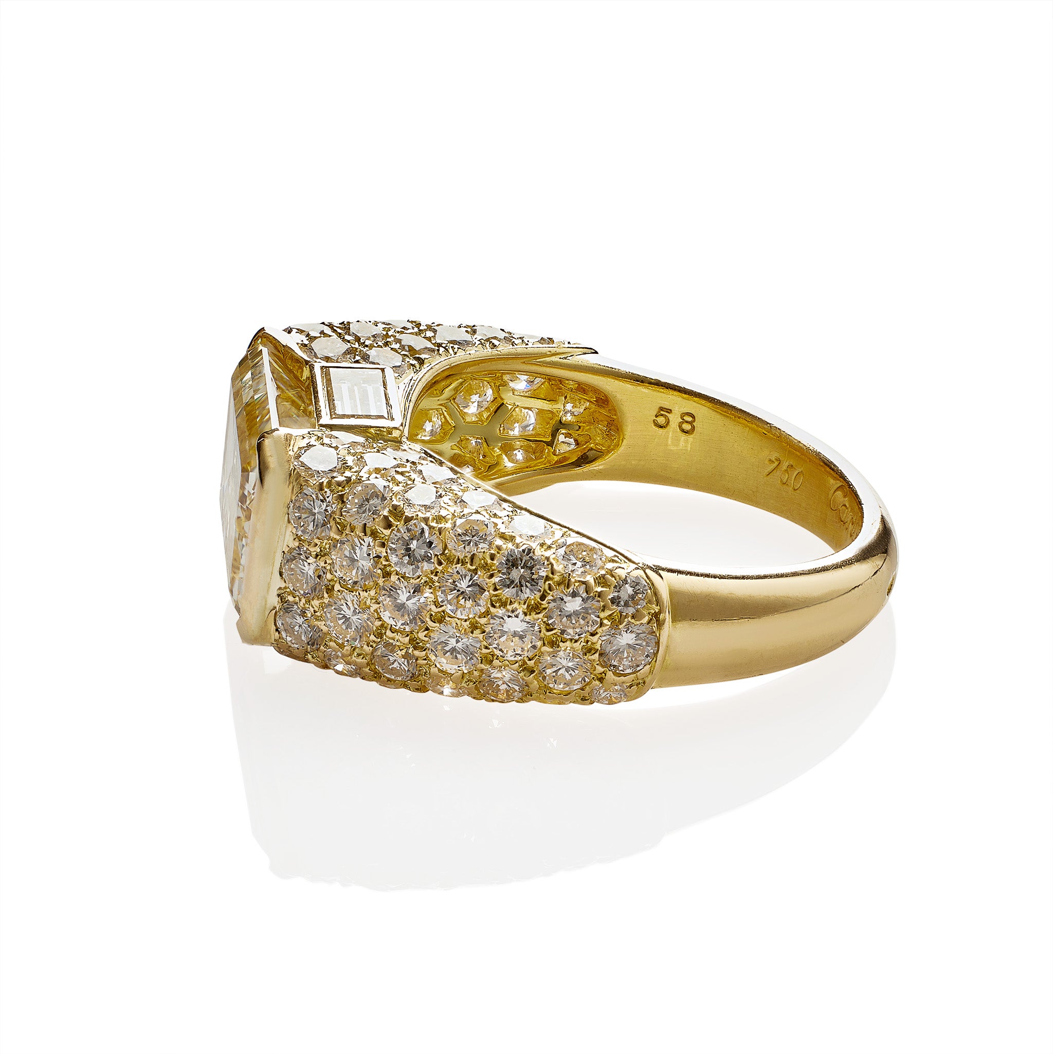 Cartier Paris Emerald Cut Diamond Ring – Luxury Engagement & Wedding Band for Women, Perfect for Proposals, Anniversaries & Special Occasions