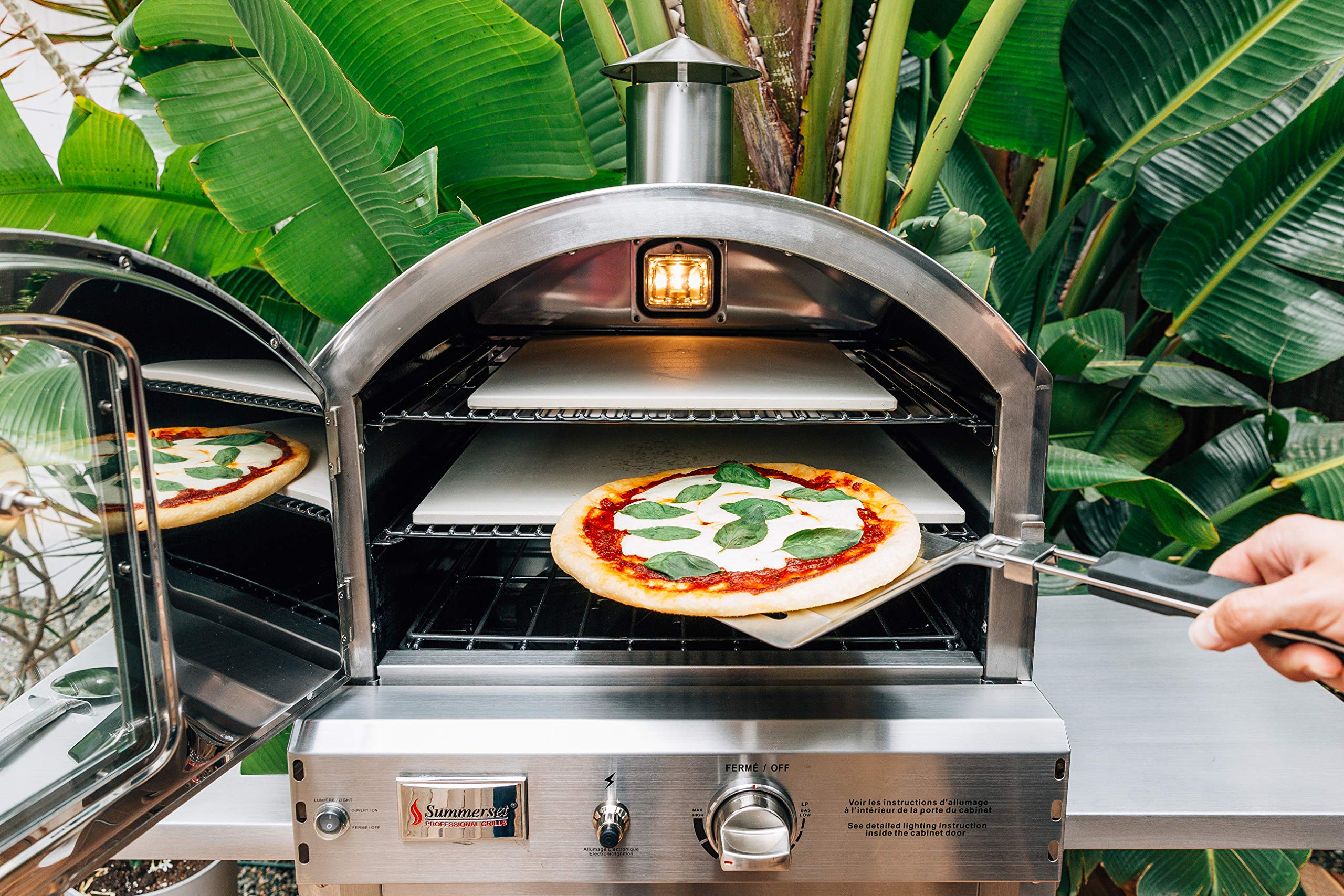 Summerset SS-OVFS-LP Freestanding Propane Gas Outdoor Pizza Oven - Portable Backyard Pizza Maker for Patio, Garden & Camping - Perfect for Wood-Fired Style Pizzas, Bread & Roasting