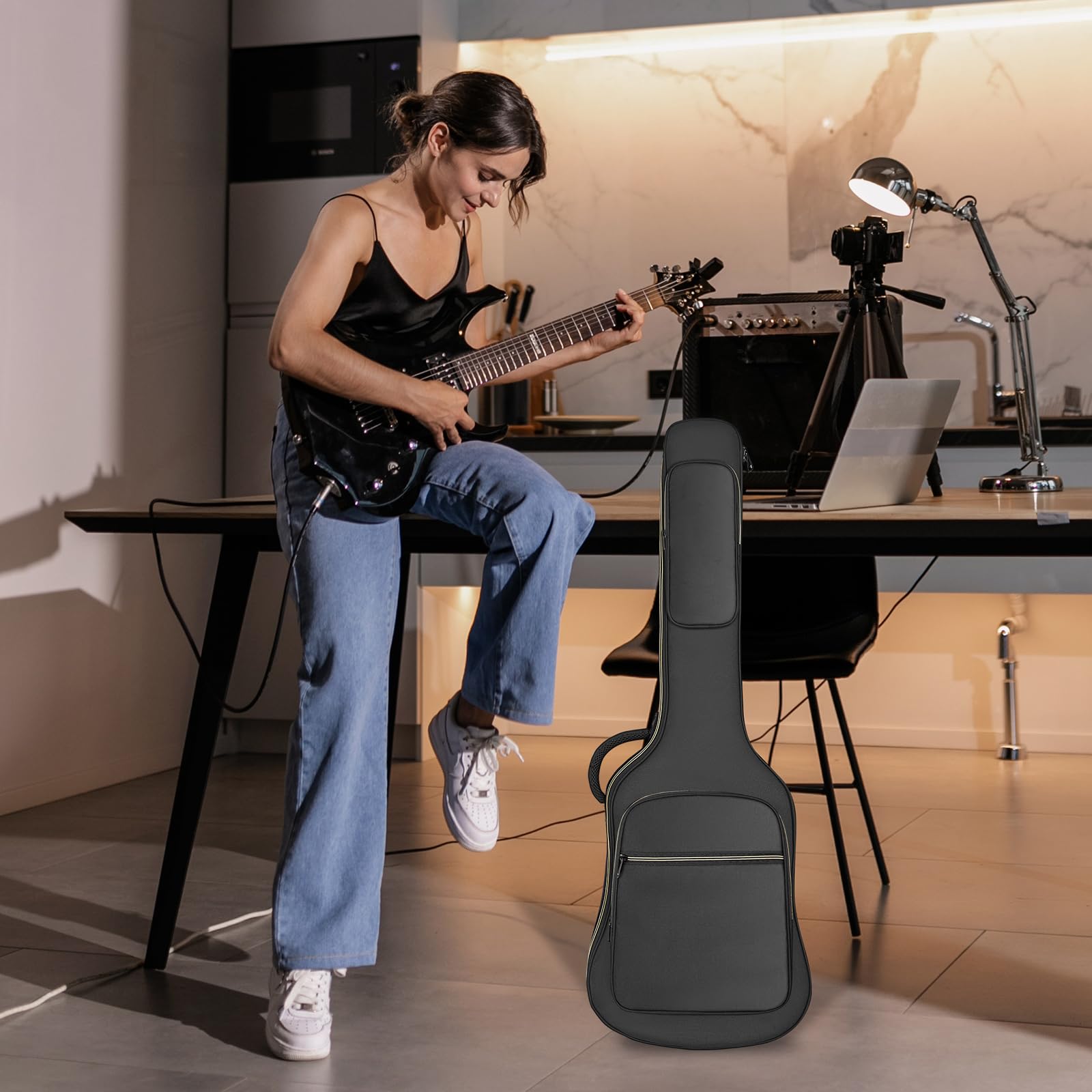 Electric Guitar Gig Bag with 0.35 Inch Thick Padding - Adjustable Shoulder Straps & Storage Pocket - Black Soft Case for Electric Guitar - Perfect for Travel, Gigging & Music Practice