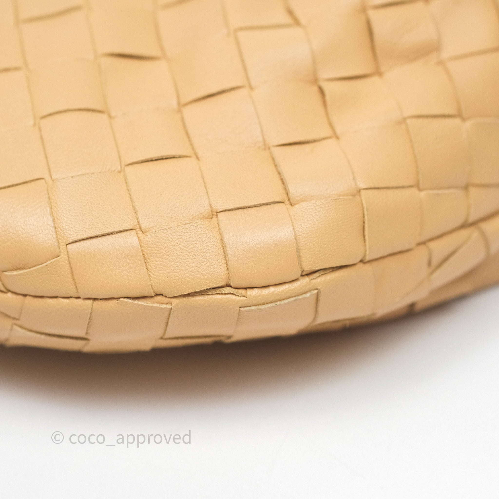 Bottega Veneta Mini Jodie Bag in Intrecciato Almond Lambskin Leather - Luxury Crossbody Purse for Women, Perfect for Date Night & Evening Events