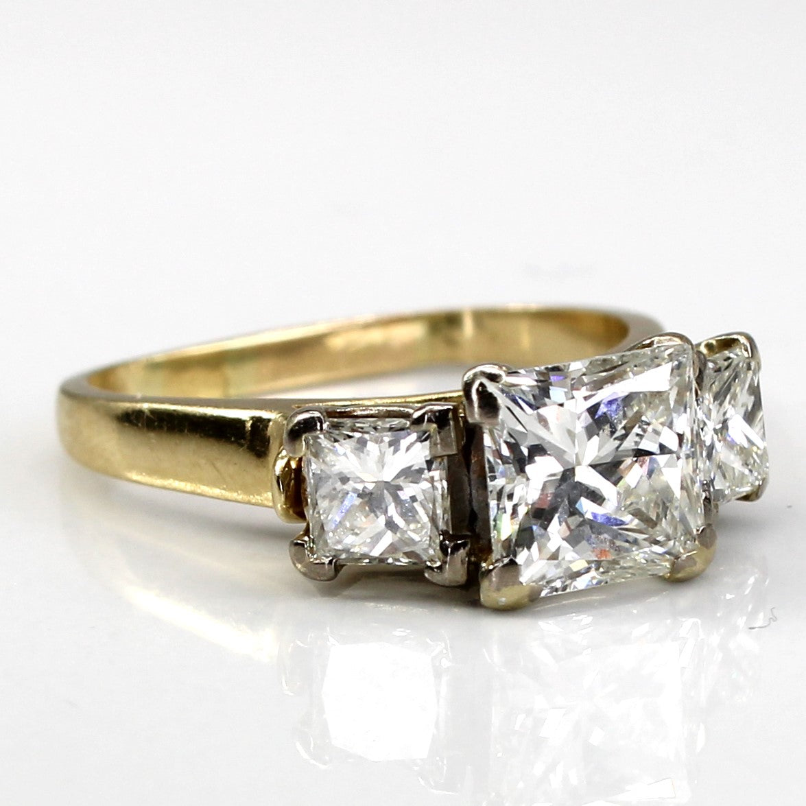 2.51ctw Three Stone Princess Cut Diamond Engagement Ring - VS2 H/I Clarity, Size 5.25 - Perfect for Proposals, Anniversaries & Romantic Occasions