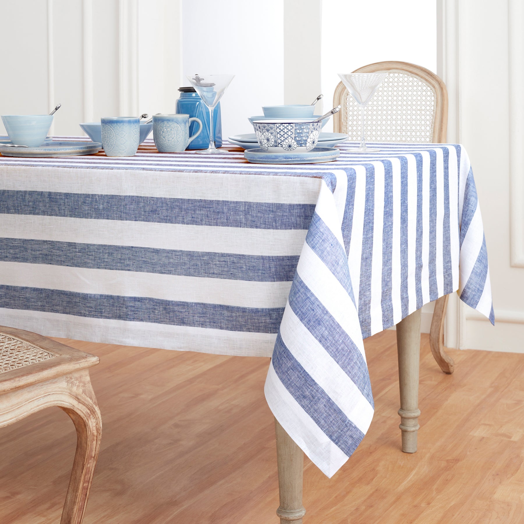 Stylish Cabana Stripe Tablecloth - Waterproof & Wrinkle-Resistant Rectangular Table Cover for Outdoor Dining, Picnics, and Party Decor