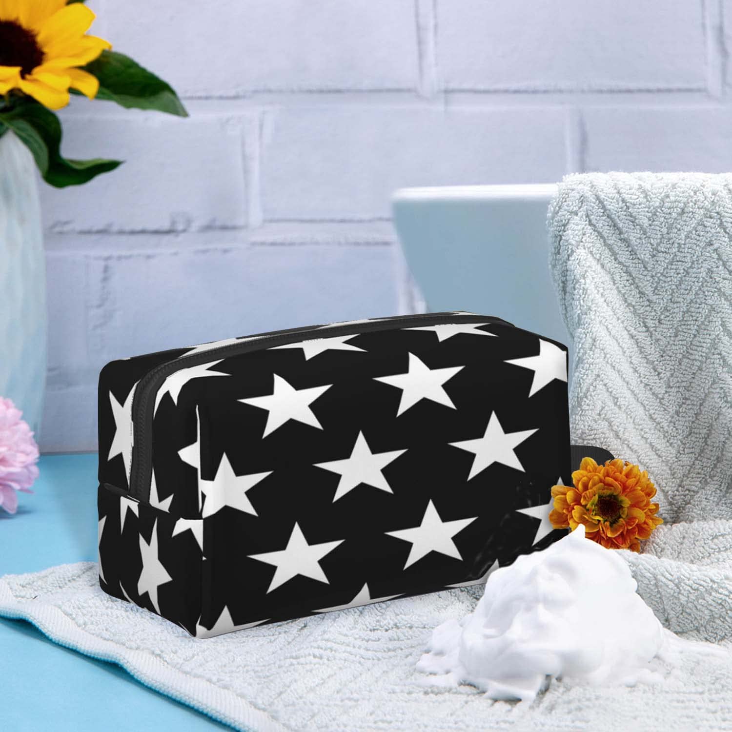 Travel Toiletry Bag for Women & Men - Large Waterproof Makeup Organizer & Portable Shaving Kit with Black White Star Pattern - Perfect for Gym, Camping, Business Trips & Vacation Essentials