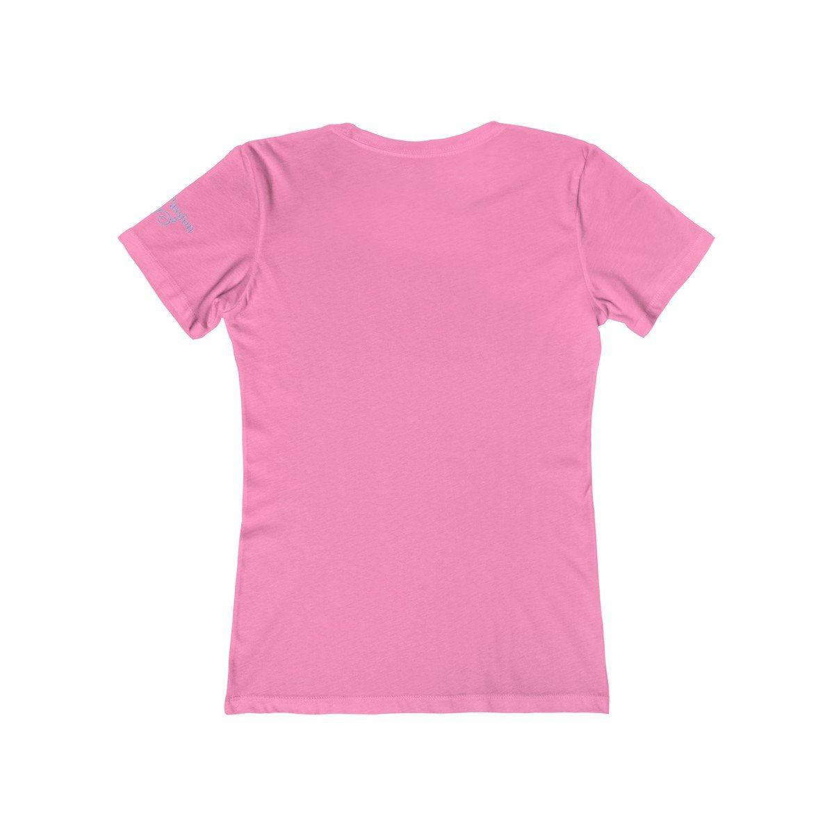 I Live In Nevada But My Heart Is At The Beach T-Shirt - Comfortable Casual Graphic Tee for Beach Lovers & Travel Enthusiasts - Perfect for Vacations, Summer Outings and Relaxing Weekends