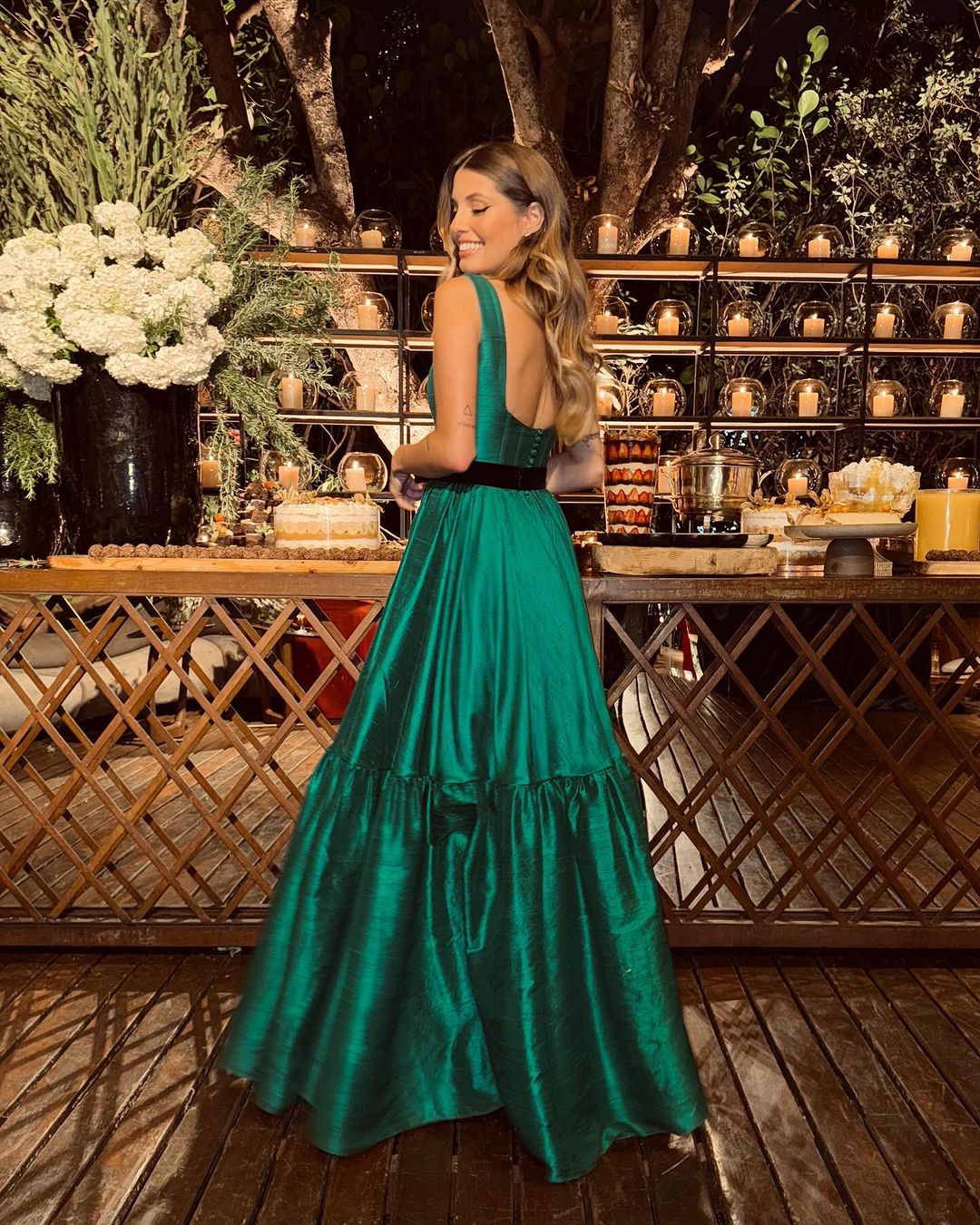 Elegant A-Line Green Satin Long Prom Dress for Wedding Guest - J5165 | Perfect for Formal Events, Evening Gowns & Special Occasions