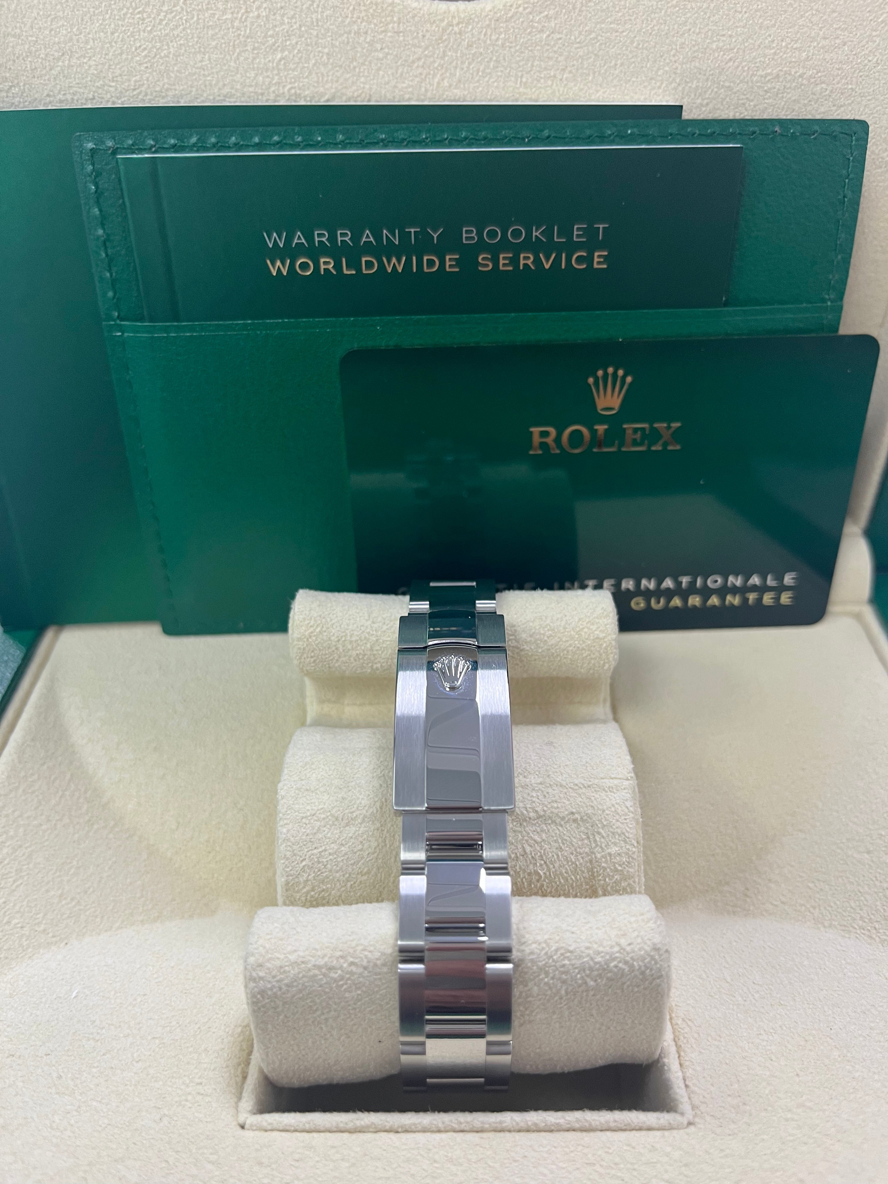 Rolex Datejust 31mm Watch 2022 New Model - Oystersteel & White Gold Oyster Bracelet (Ref 278274) | Luxury Women's Watch for Business, Parties & Special Occasions