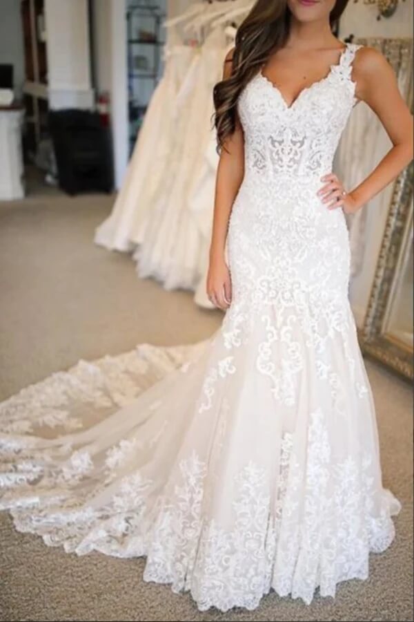 Elegant Long Mermaid Beach Wedding Dress with Lace Detailing - Sleeveless Bridal Gown for Beach Ceremonies & Destination Weddings