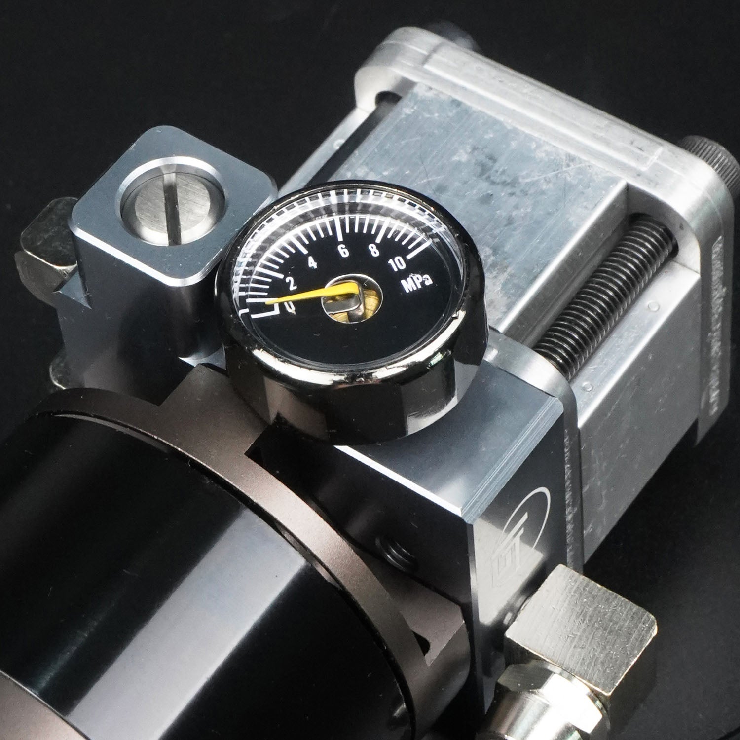 Brushless Hydraulic Pump Motor with Pressure Gauge - 5048 & 4020 Models for 1/12 & 1/14 Scale RC Construction Vehicles (6x4MM & 8x6MM) - Perfect for RC Truck, Excavator, and Heavy Equipment DIY Upgrades
