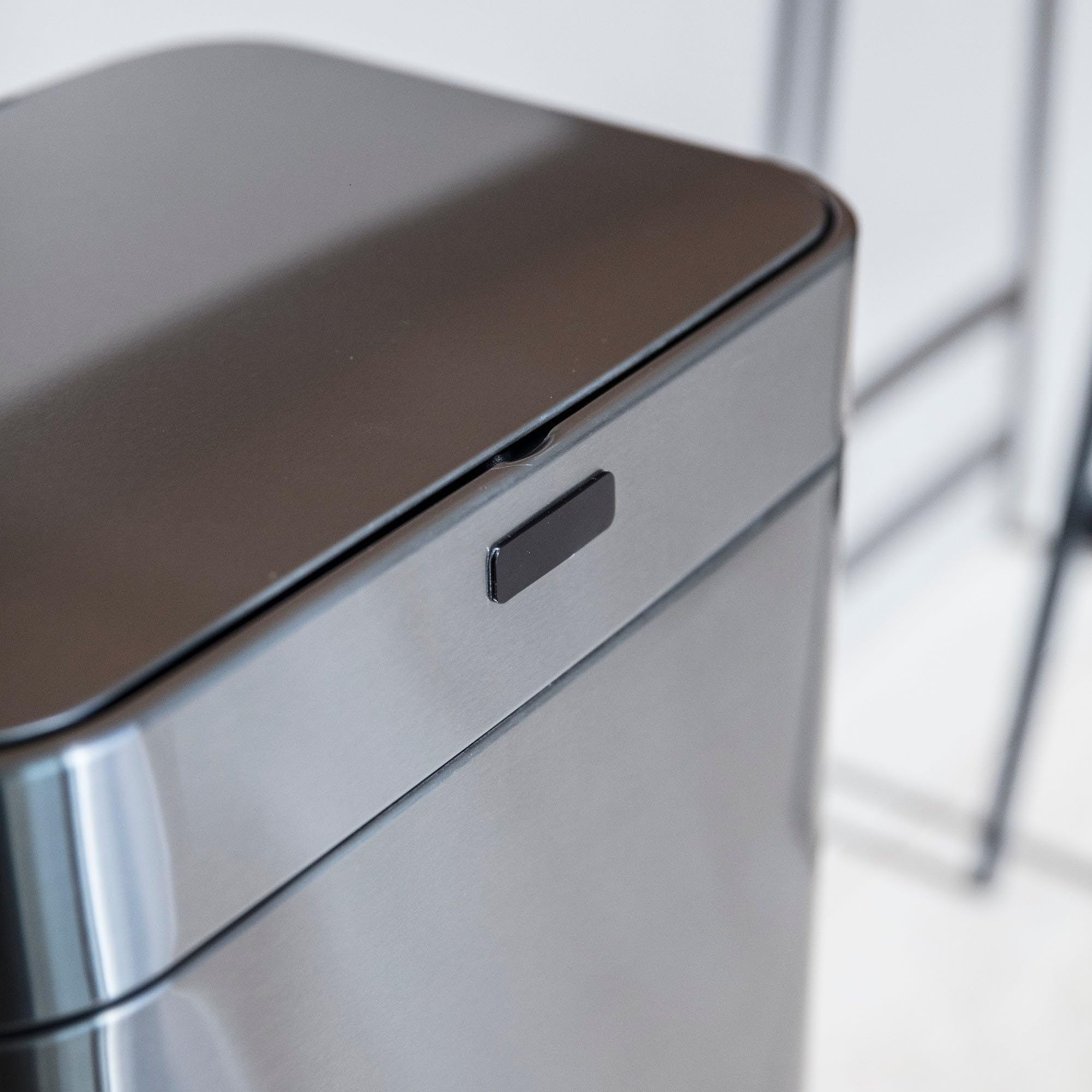 Automatic 60L Stainless Steel Kitchen Trash Can with Stand - 42 x 30 x 77 cm Black Touchless Garbage Bin for Home, Office & Restaurant Use