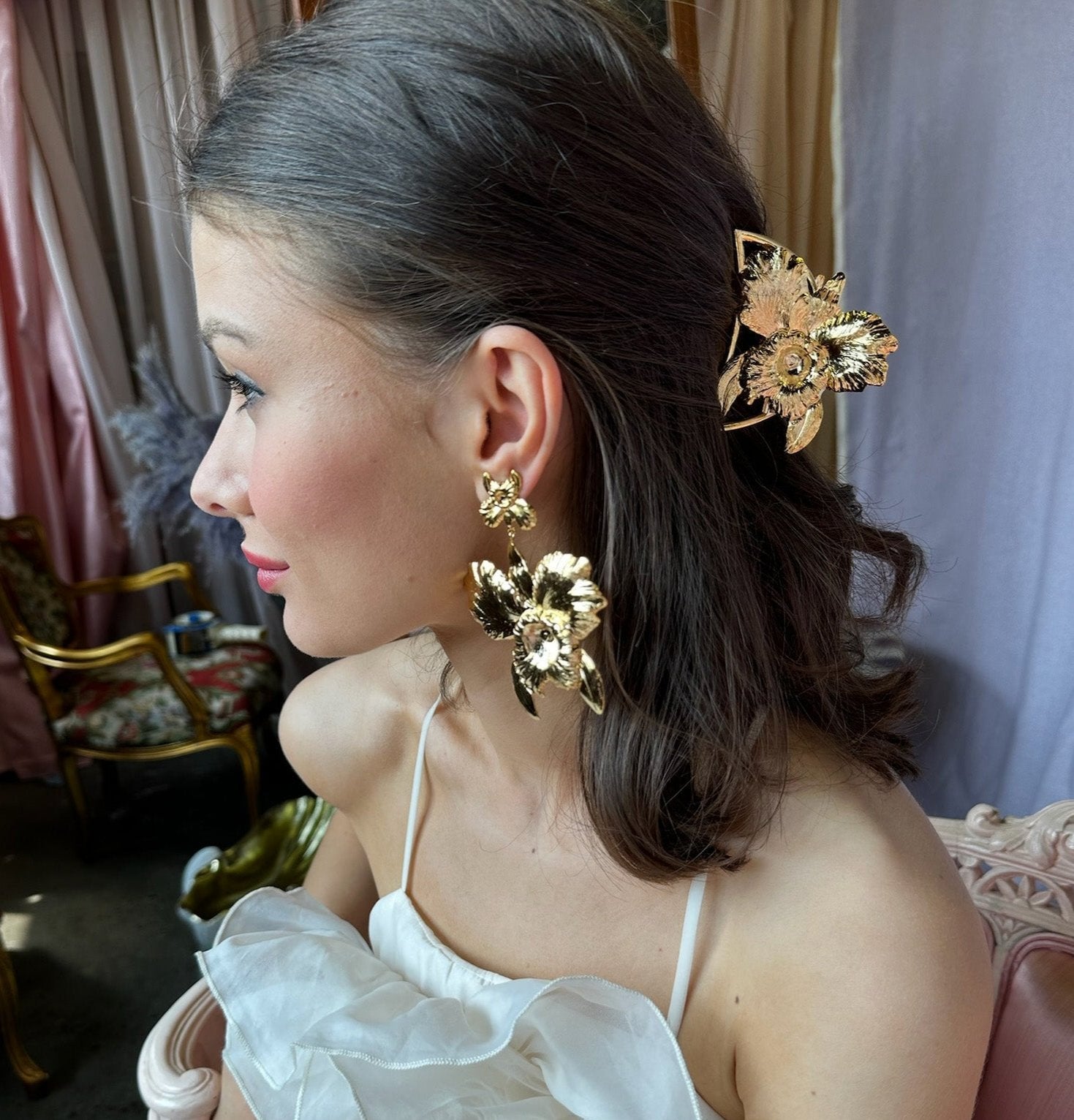 Aphrodite Claw Clip - Elegant Hair Claw for Women, Non-Slip Hair Clips for Thick Hair, Perfect for Ponytails, Buns & Updos - Great for Work, Parties & Everyday Use