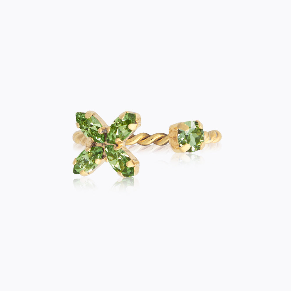 Peridot Crystal Star Ring - Elegant Green Gemstone Jewelry for Women, Perfect for Parties, Weddings & Everyday Wear