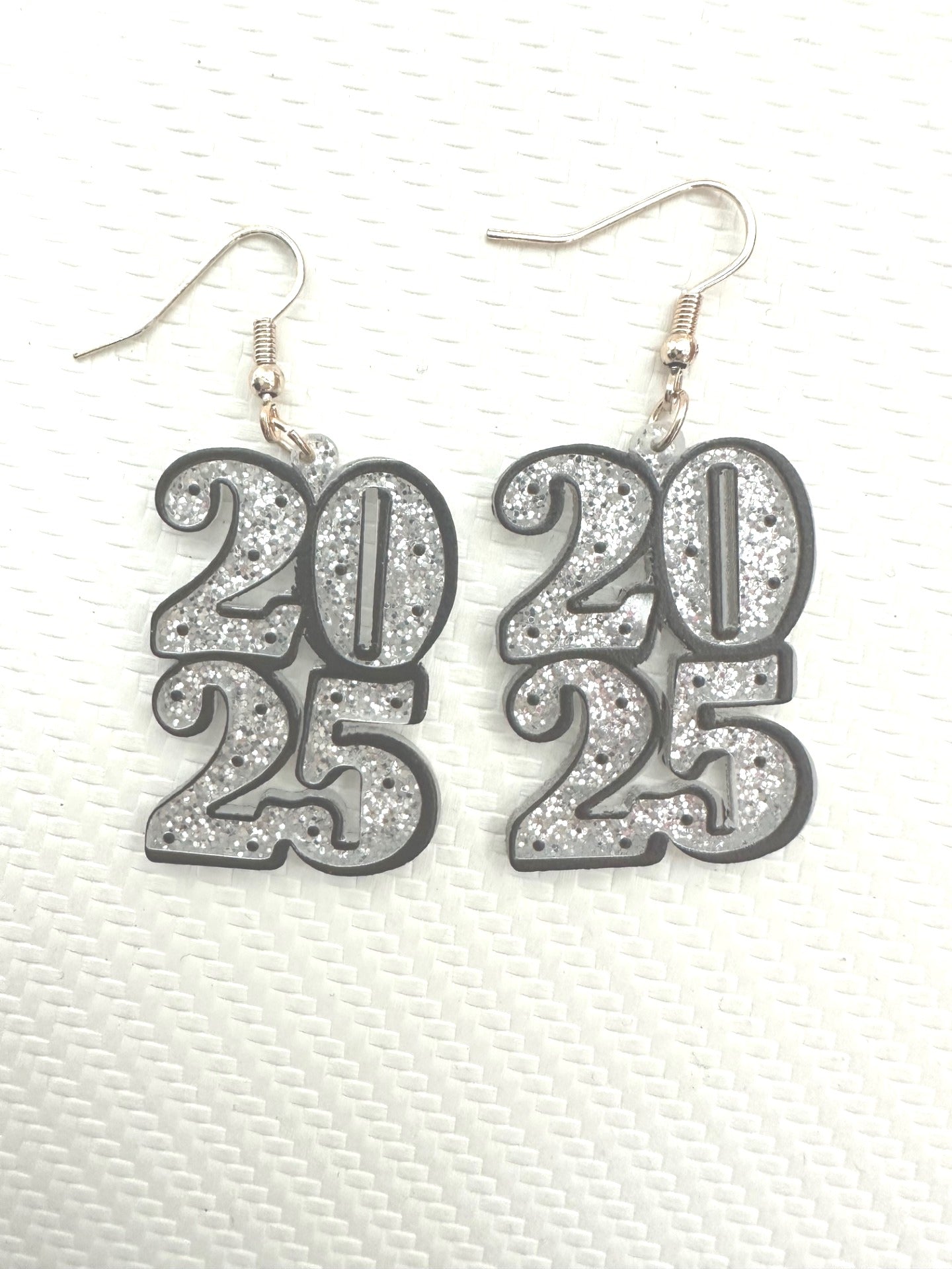 2025 New Year's Silver Glitter Dangle Earrings for Women - Elegant Party Jewelry for NYE Celebrations, Christmas & Special Occasions