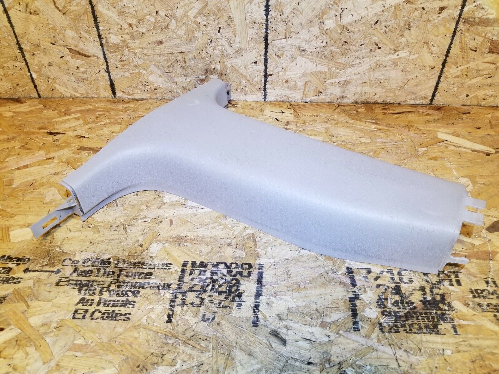 2006-2011 Cadillac DTS Driver Side Lower B Pillar Trim Panel - OEM Replacement Part for Interior Door Panel Repair | Perfect for Car Restoration & DIY Auto Maintenance