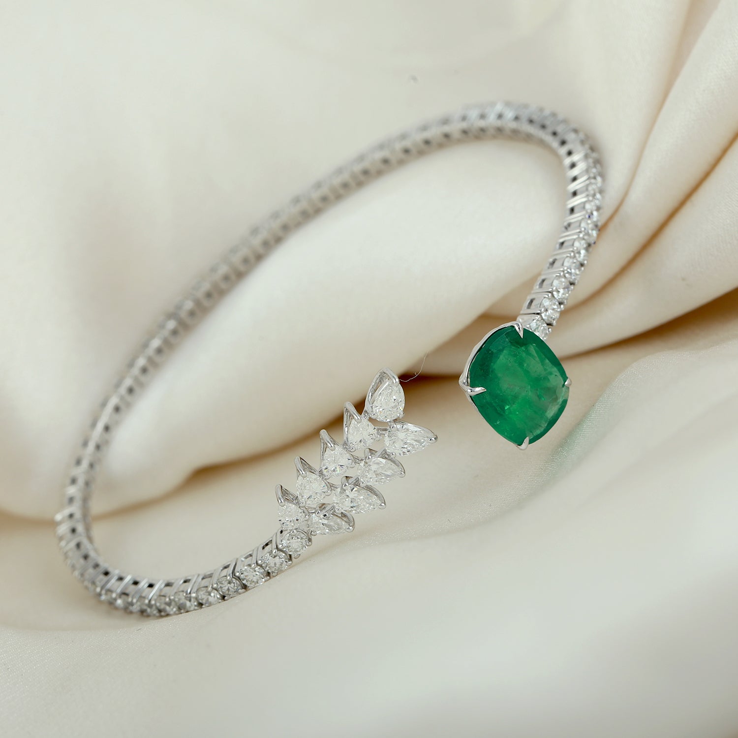 18K White Gold Rose Cut Oval Emerald Diamond Designer Cuff Bracelet for Women - Perfect for Weddings, Anniversaries & Special Occasions