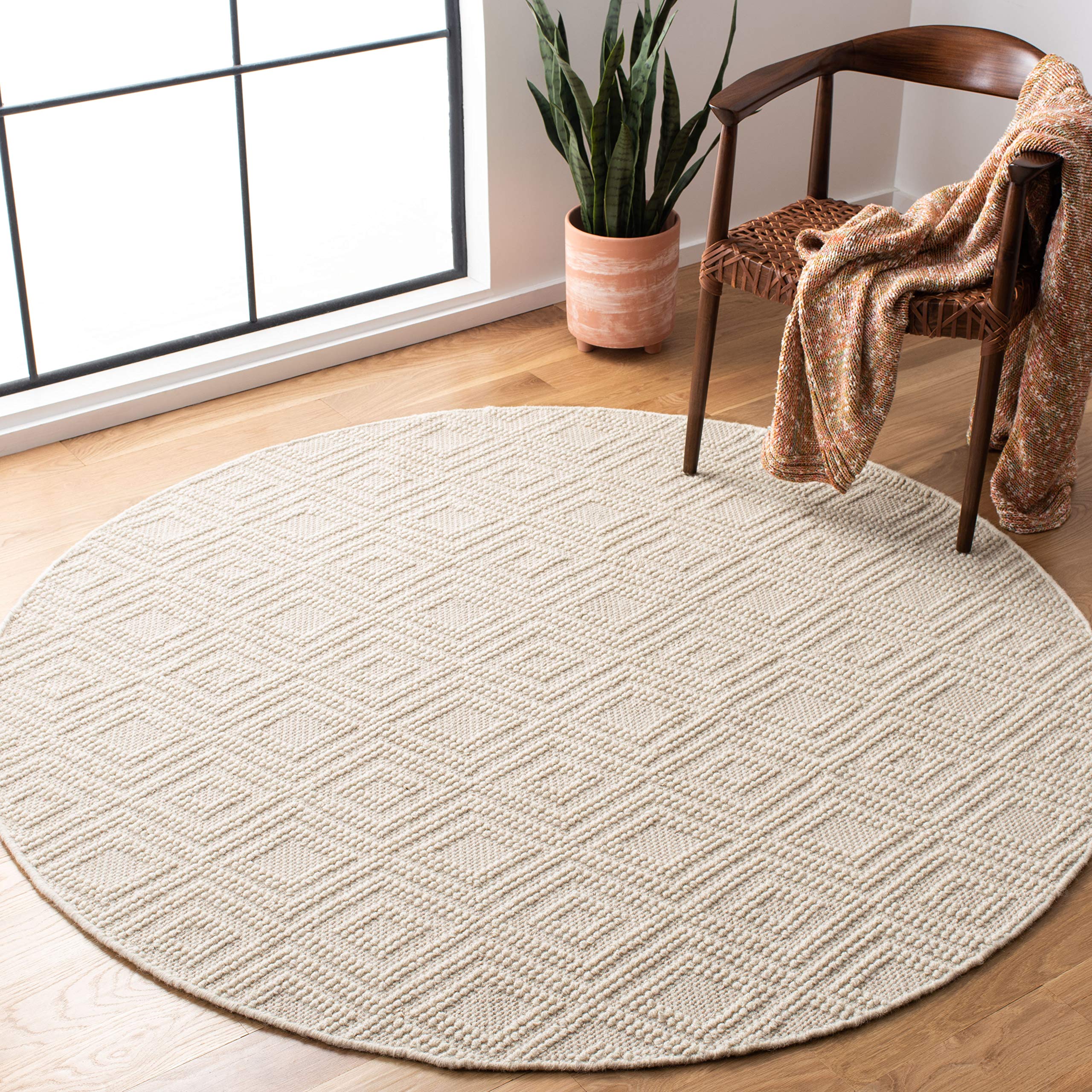 SAFAVIEH Vermont Collection 6-Foot Round Ivory Area Rug VRM212A - Handmade Premium Wool & Cotton - Perfect for Living Room, Bedroom & Dining Room Decor