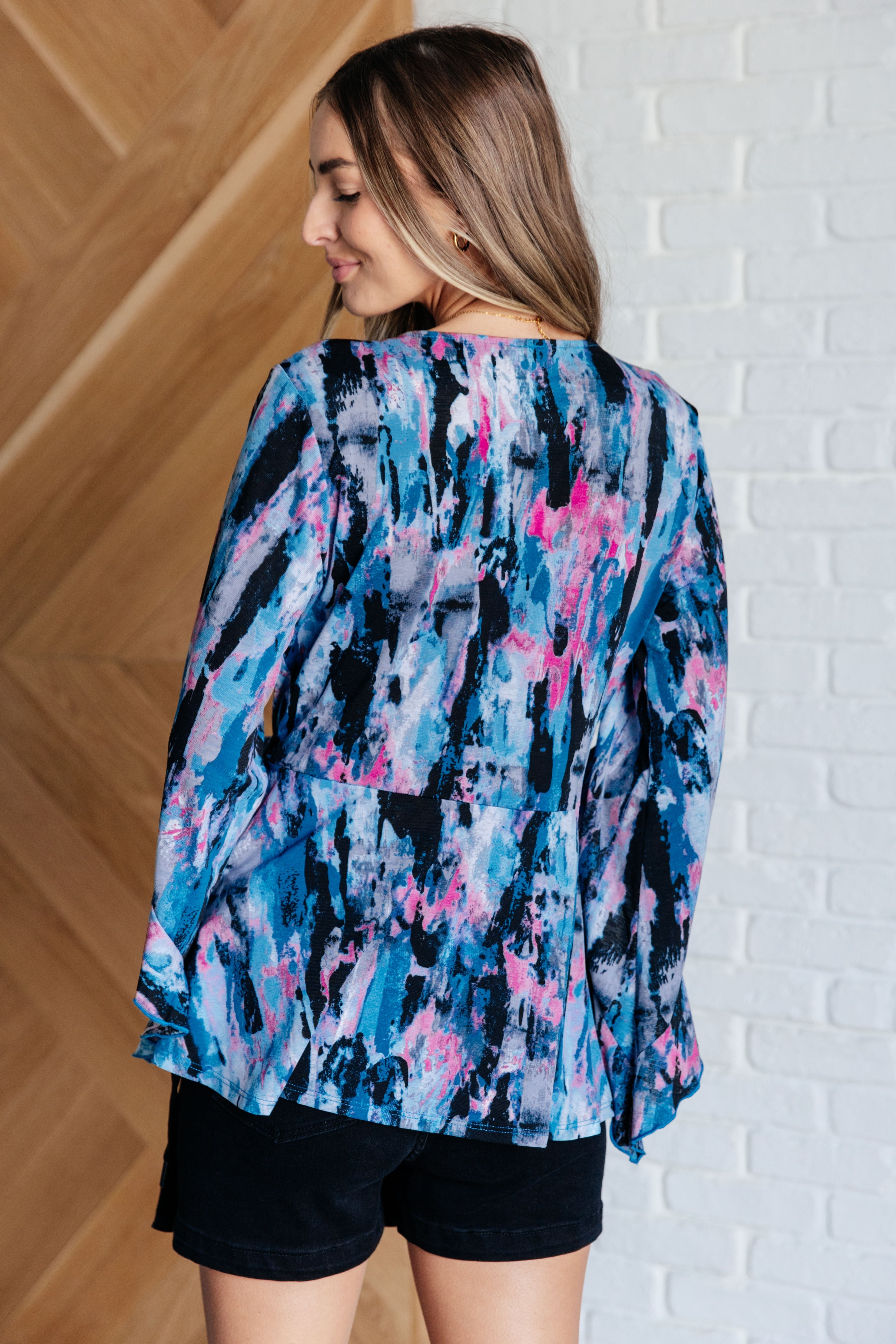 Stylish Abstract Magenta Angel Sleeve Top for Women - Perfect for Casual Outings, Date Nights & Summer Fashion