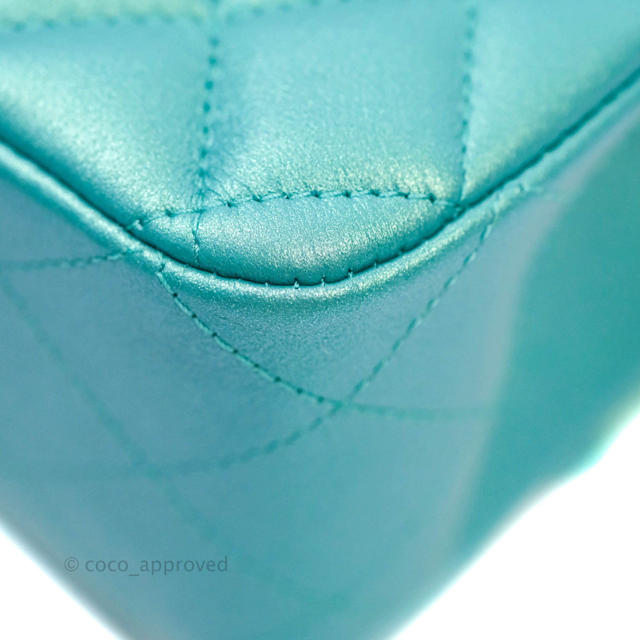 Chanel Classic M/L Medium Double Flap Bag in Iridescent Turquoise Calfskin with Gold Hardware - Luxury Designer Handbag for Women, Perfect for Parties, Weddings & Special Occasions