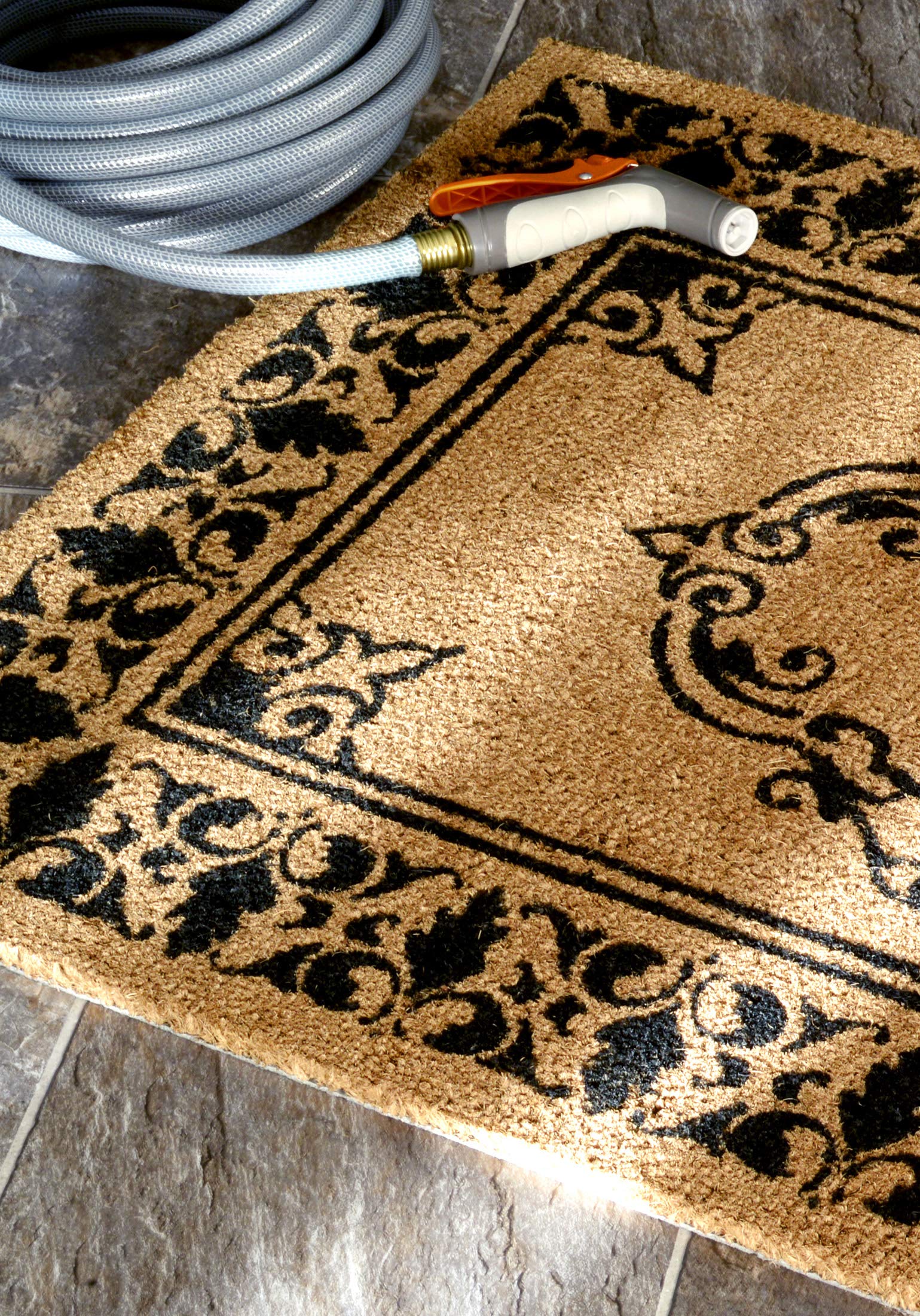 nuLOOM Monogrammed Outdoor Welcome Door Mat, 3x4 Feet, Letter Y - Perfect for Front Porch, Entryway & Patio Decor