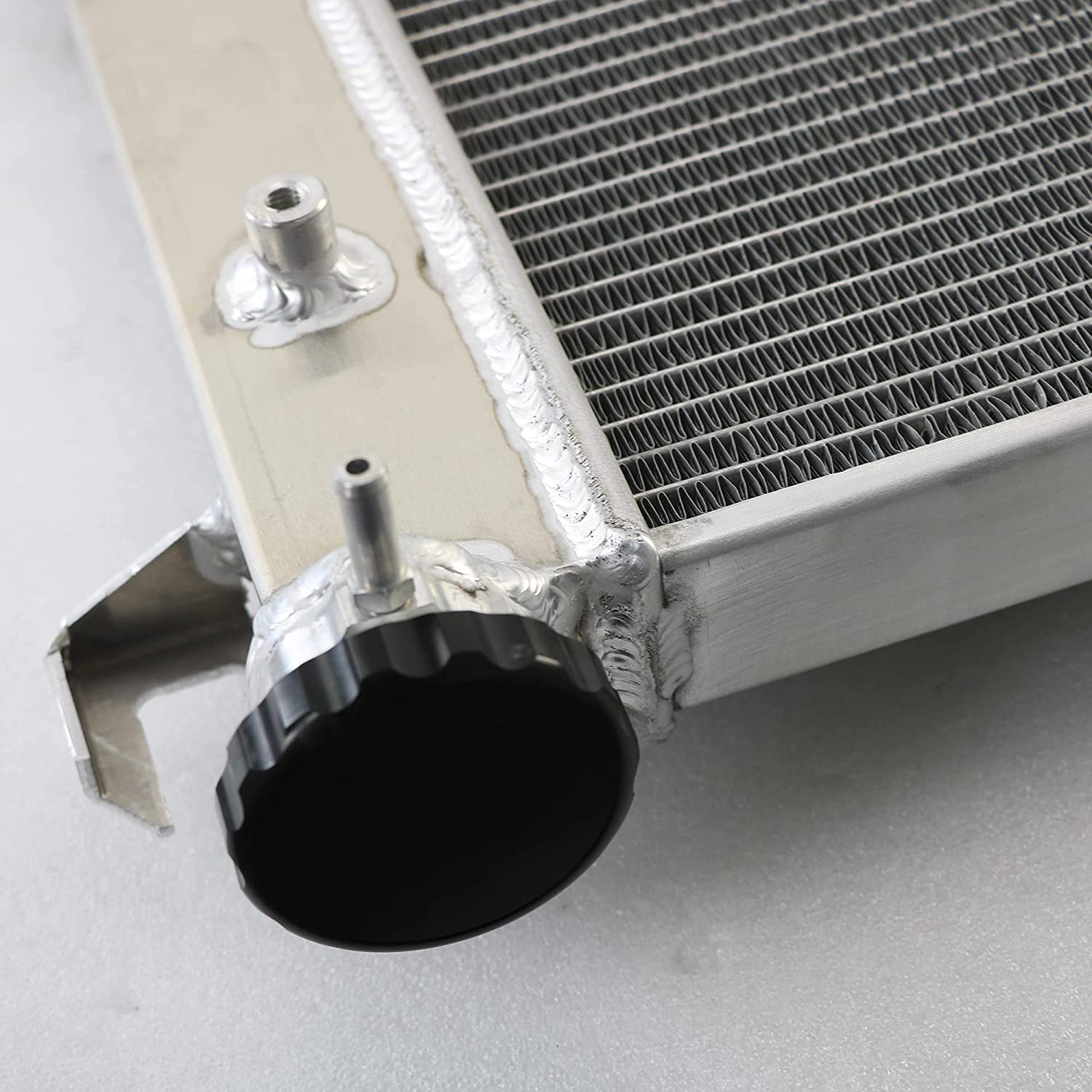 CU2711 3-Row Aluminum Radiator for 2003-2009 Dodge Ram 2500/3500 & 2008-2010 Ram 4500/5500 Pickup Trucks with 5.9L/6.7L Cummins Diesel Engine - Heavy Duty Cooling Solution for Towing & Off-Road Use