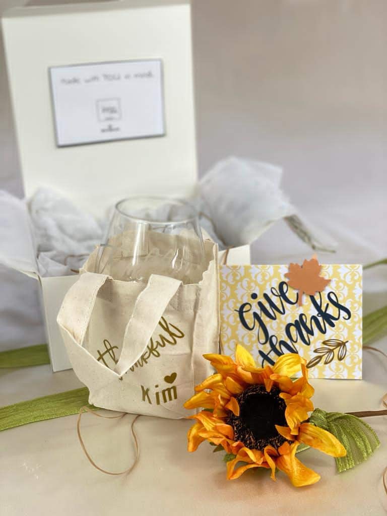 Customizable Thanksgiving Handmade Gift Box - Personalized Best Friend Gift for Her | Thoughtful Present for Friends, Family & Coworkers | Perfect for Holidays, Birthdays & Special Occasions