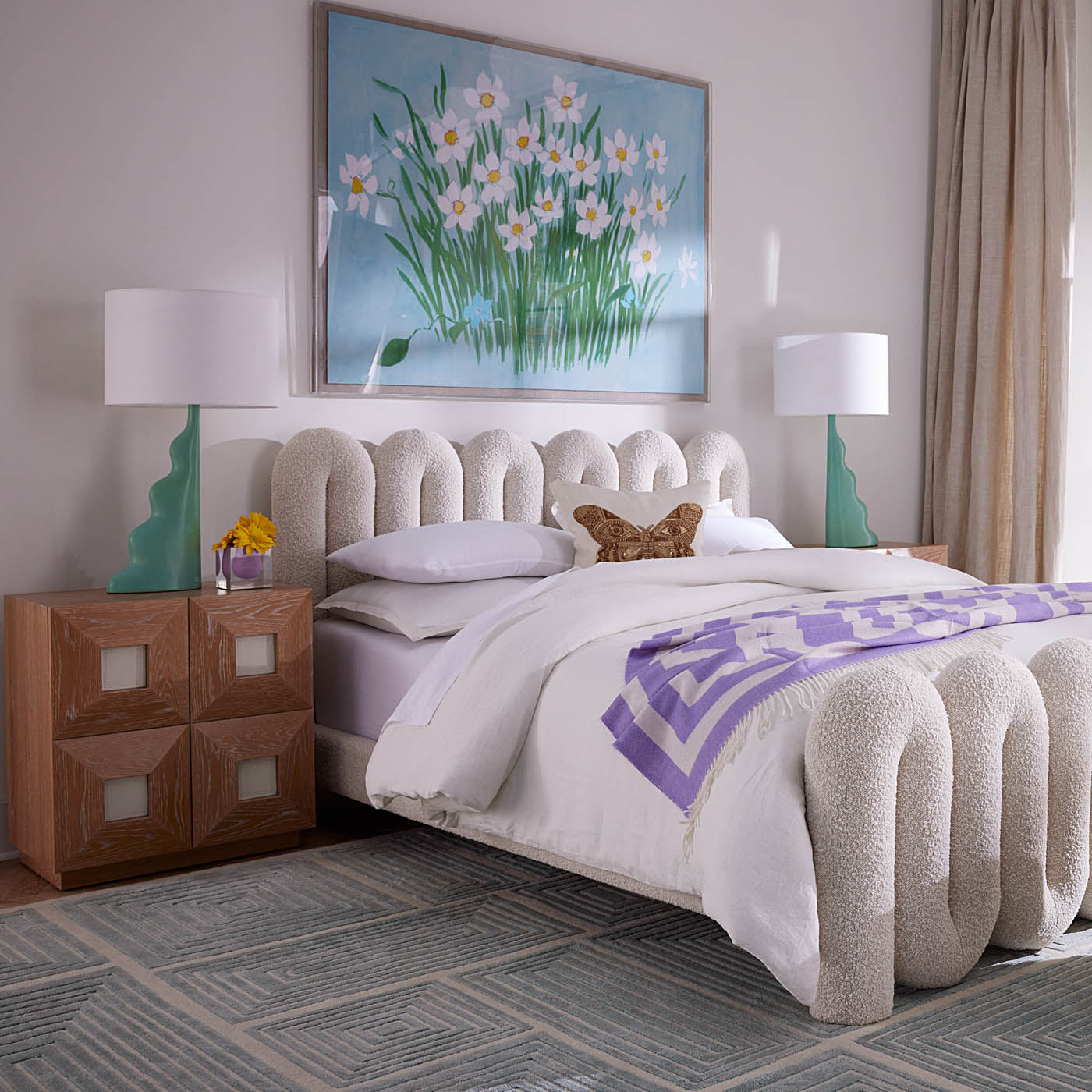 Serpentine Bed - Modern Wavy Design Queen Size Bed Frame for Bedroom | Perfect for Contemporary Home Decor & Guest Rooms