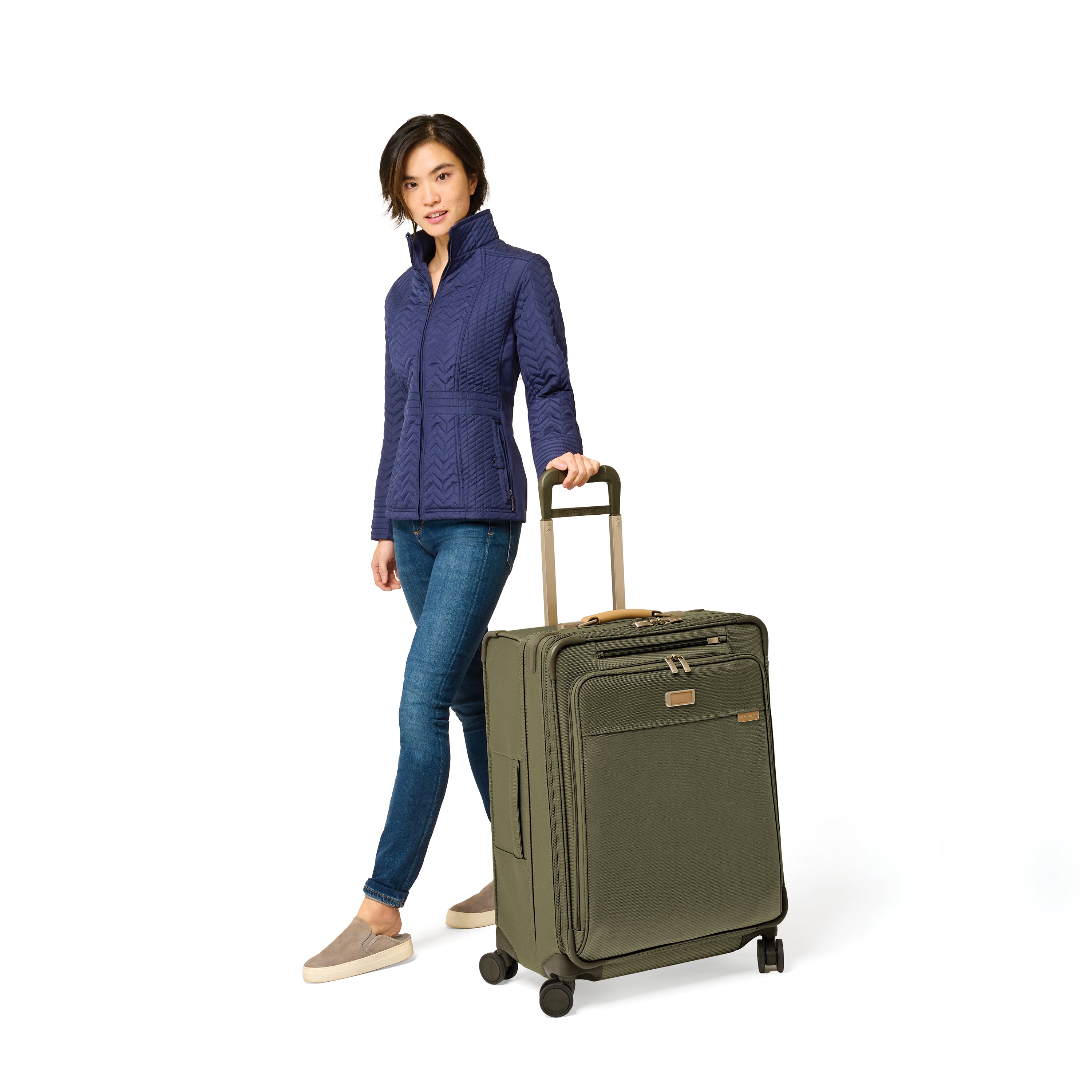 Briggs & Riley Baseline Medium Expandable Spinner Luggage - 24