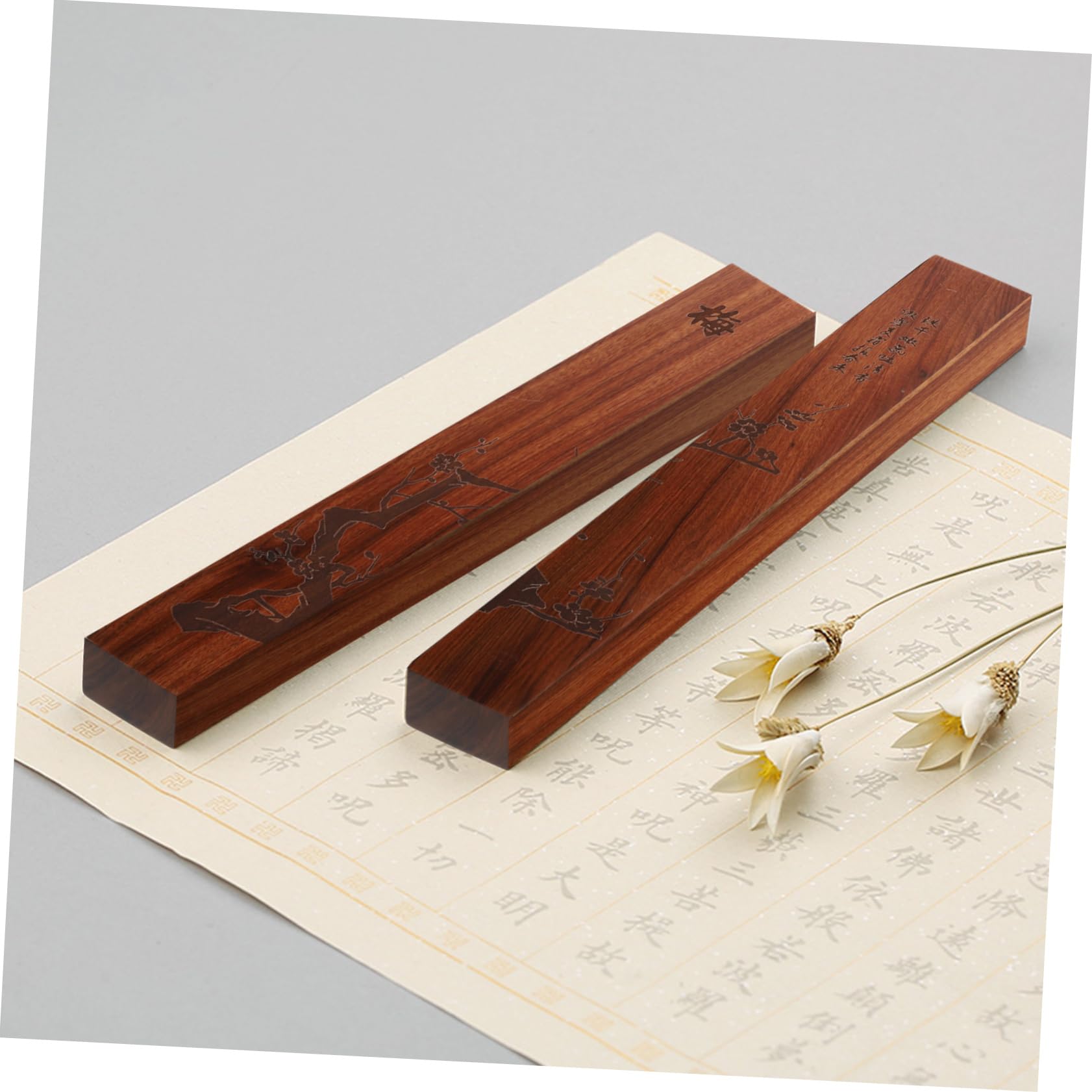 BESPORTBLE 4 Pcs Wooden Paperweights - Handcrafted Town Ruler Painting Design for Drawing, Catalpa Wood Paper Holders - Perfect for Office Desk Decor, Artist Studio & Home Decoration