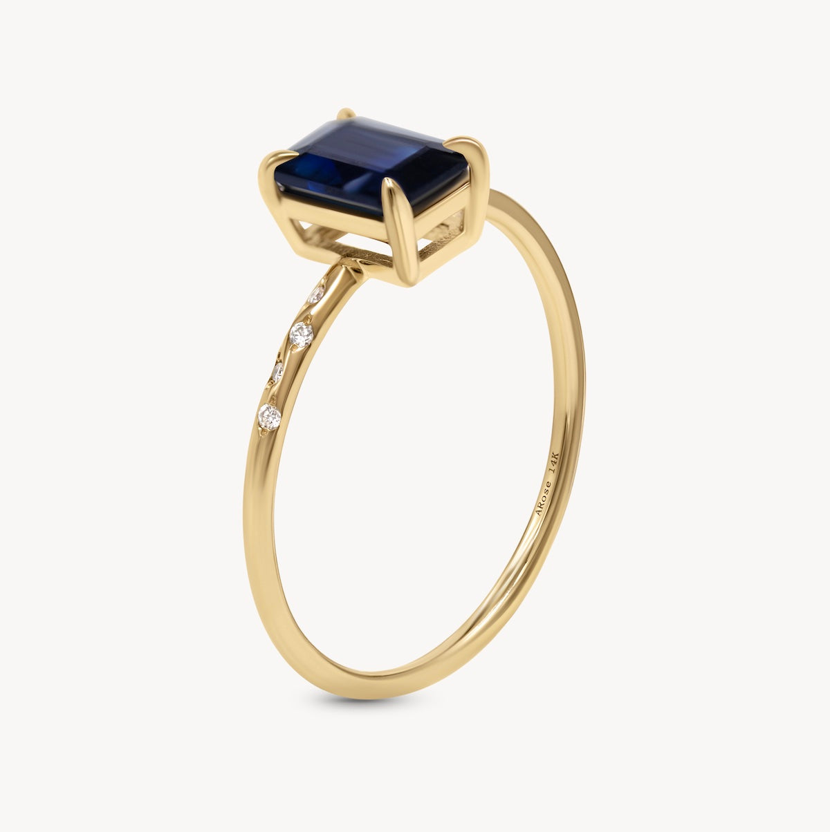 Stunning Large Starry Sapphire Ring for Women - Elegant Blue Gemstone Jewelry for Engagement, Wedding & Special Occasions
