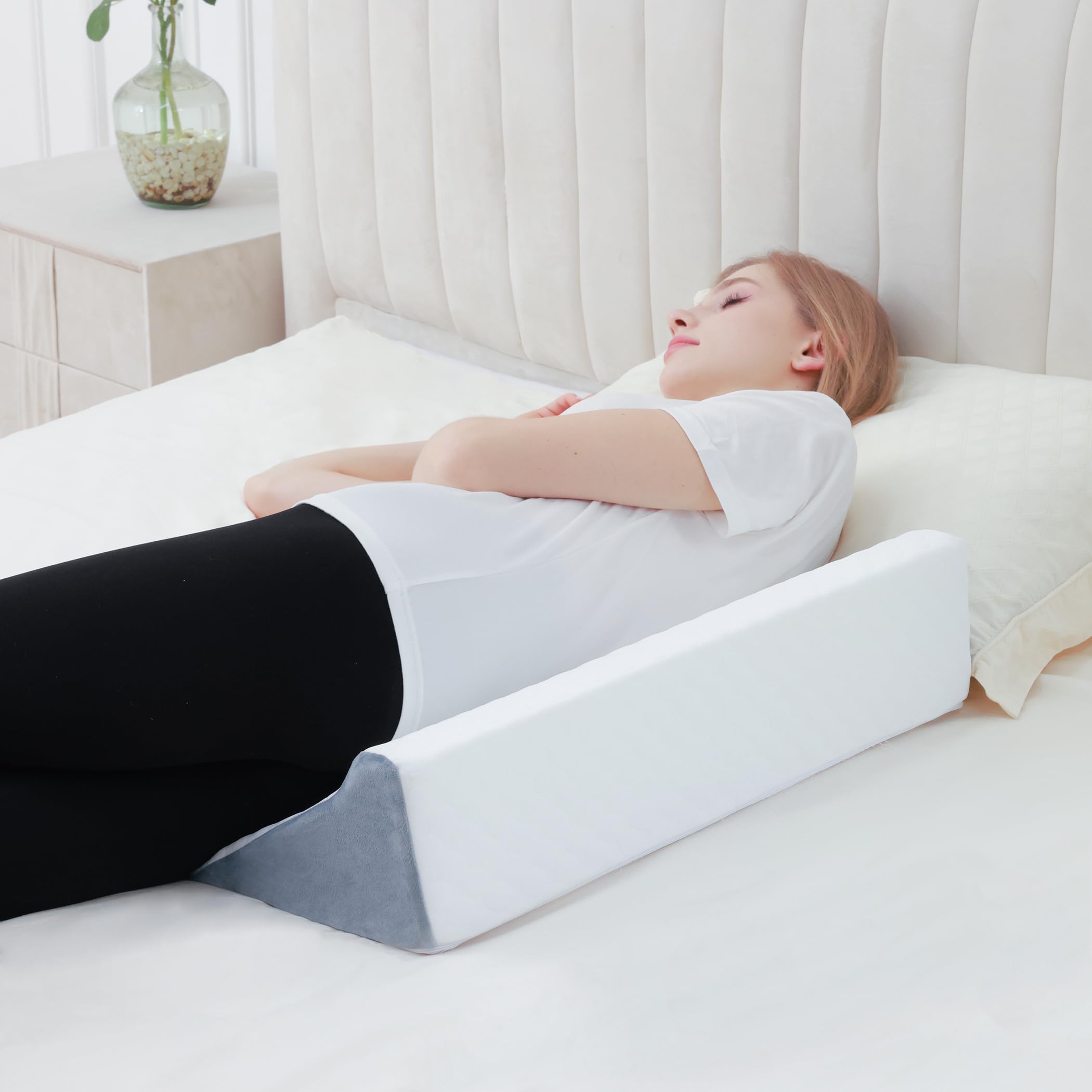 Orthopedic Bed Wedge Pillow for Side Sleepers - Knee & Back Support Pillow for Pregnancy, Post-Surgery & Pain Relief - Perfect for Sleeping, Reading & Recovery