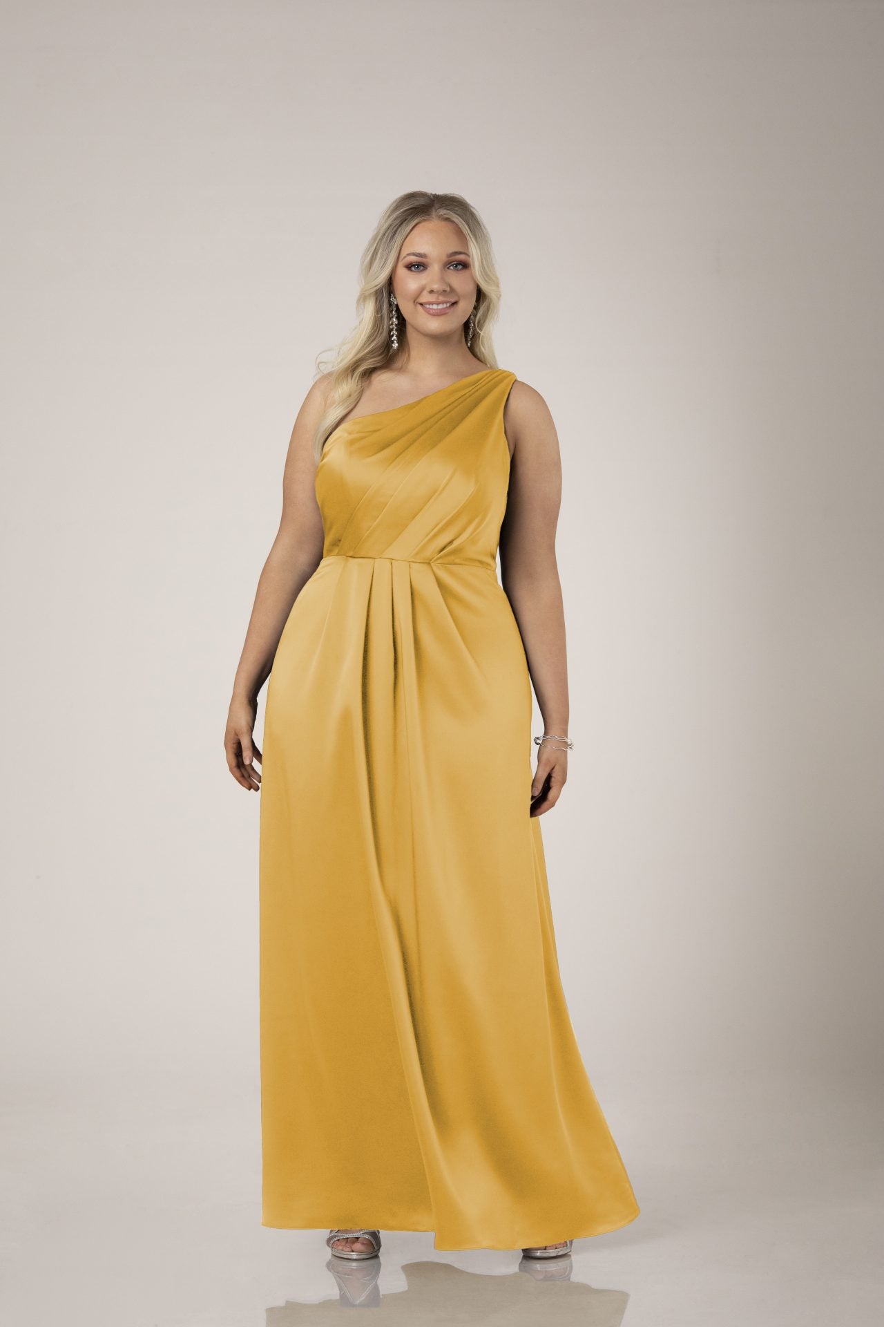 Luxury Lina Charmeuse Silk Fabric - Soft & Shiny for Dresses, Scarves & Home Decor | Perfect for Evening Gowns, Bridal Wear & Elegant DIY Projects