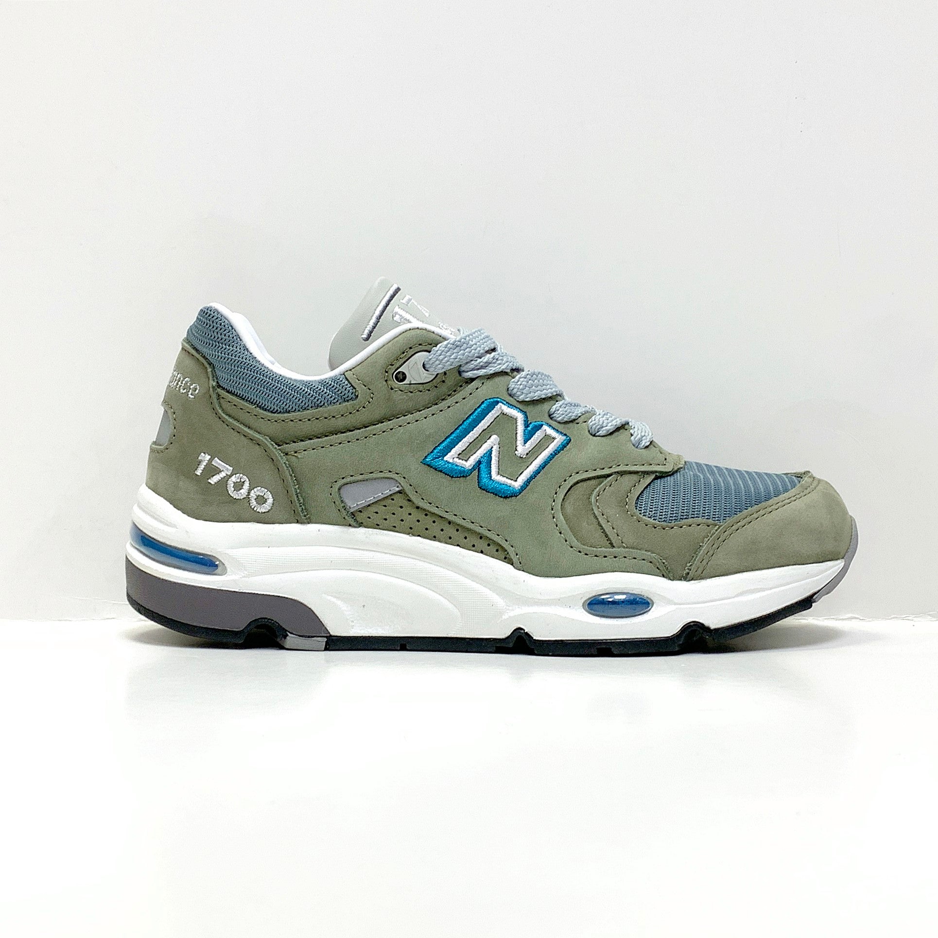 New Balance M1700JP Blue Grey Running Shoes - Made in USA - Premium Comfort for Men's Athletic & Casual Wear