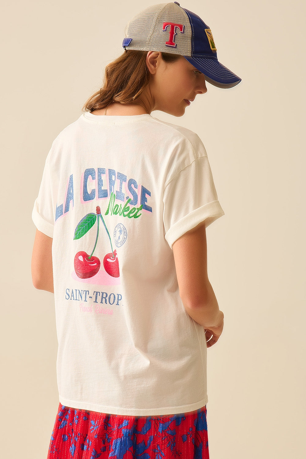 Italian Made Premium White T-Shirt with La Cerise Market Saint Tropez Graphic Design - Perfect for Casual Wear, Beach Outings & Summer Fashion