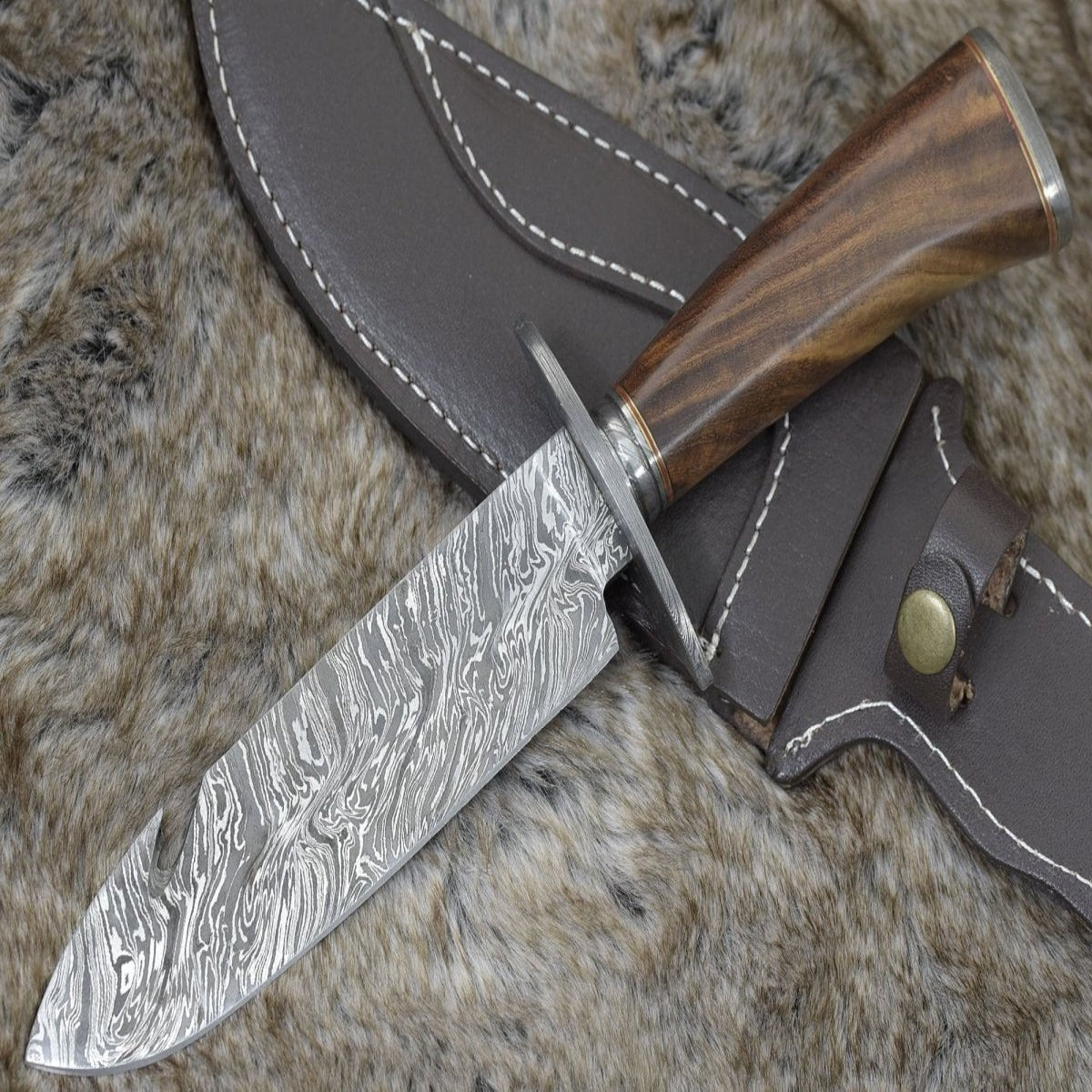 Premium Damascus Steel Bowie Knife with Exotic Rosewood Handle - Hunting, Camping & Outdoor Survival Tool - Perfect for Bushcraft, Tactical Use & Collectors