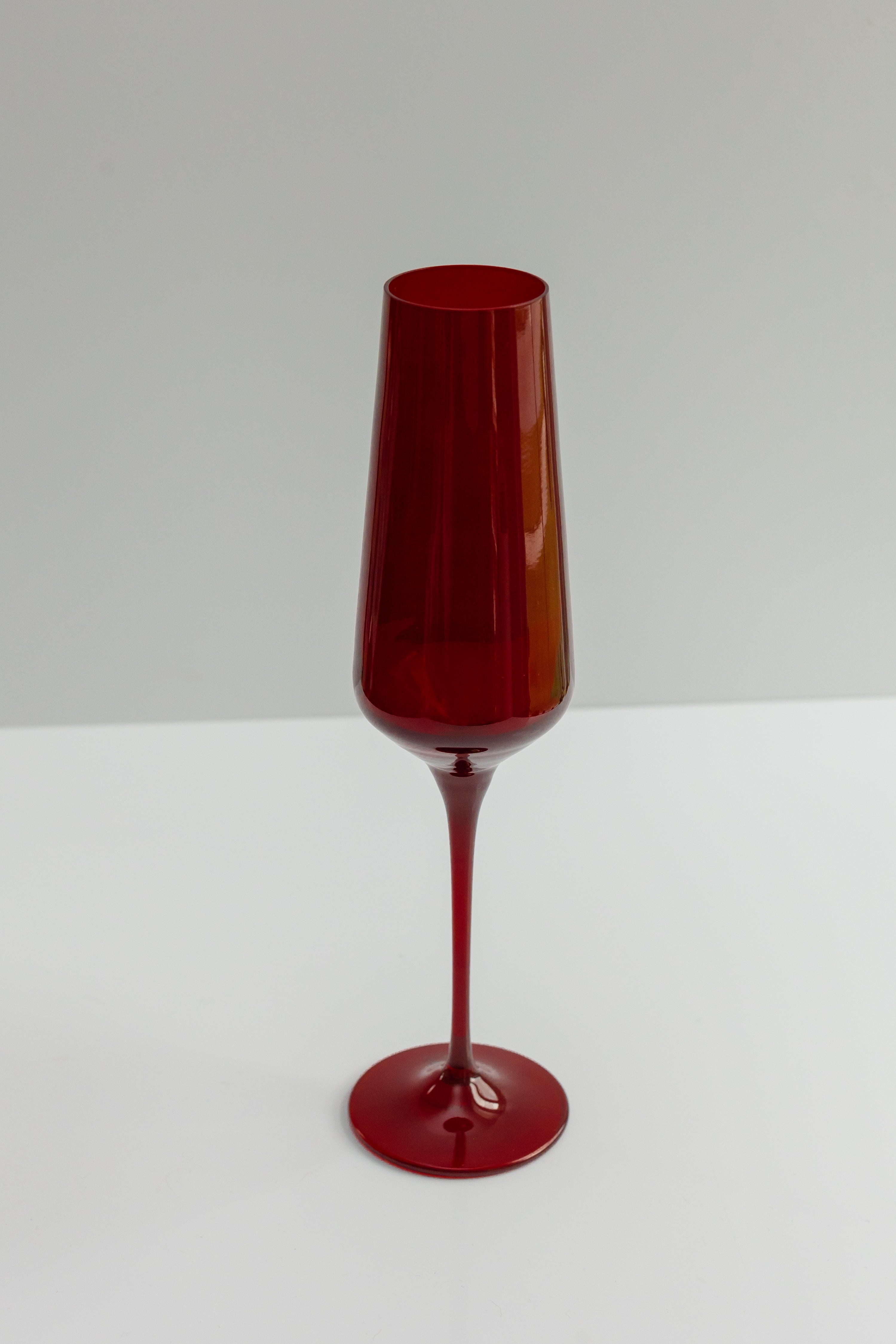 Estelle Colored Champagne Flute Set of 2 - Elegant Red Wine Glasses for Toasting, Celebrations & Romantic Dinners - Perfect for Weddings, Anniversaries & Special Occasions