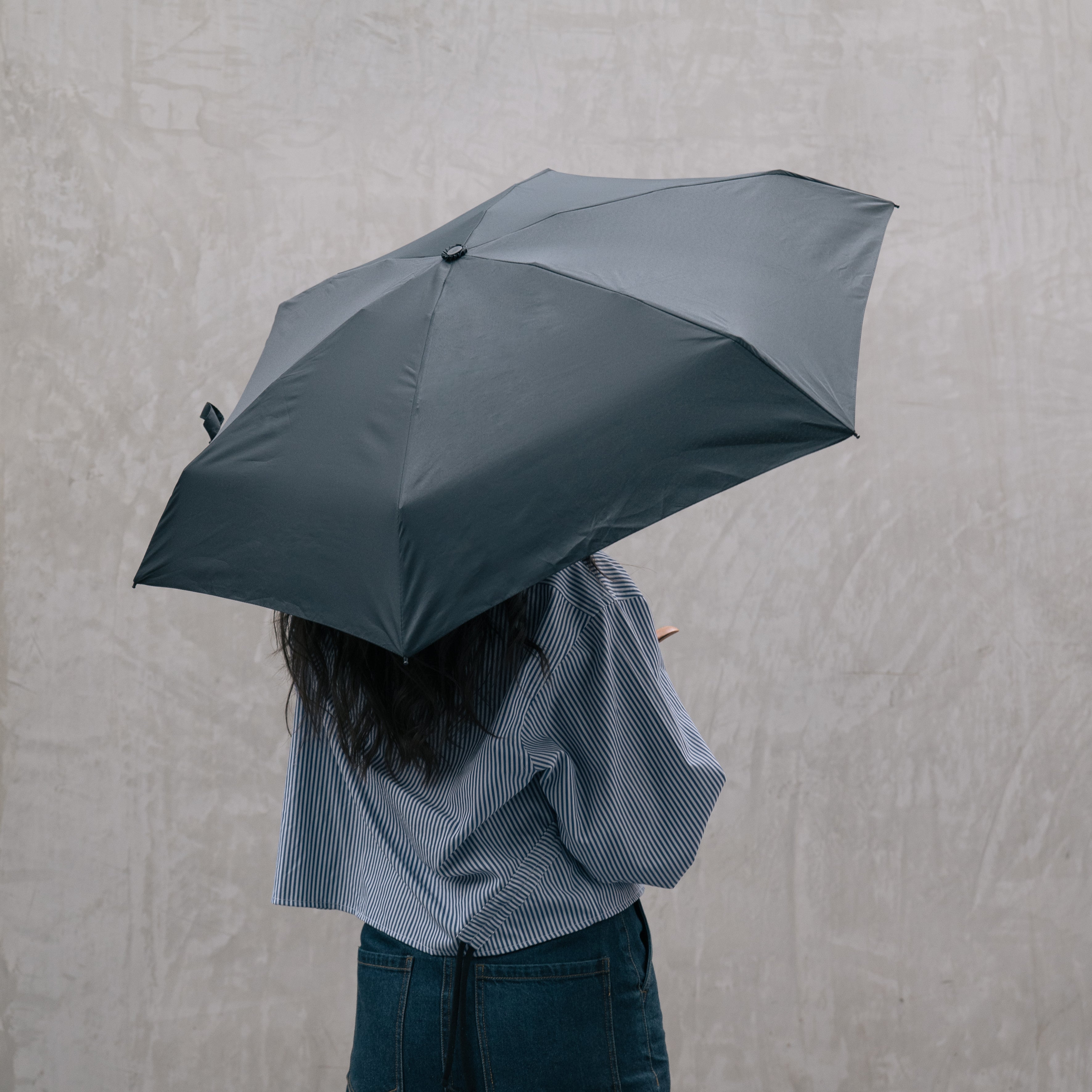 Small Animal Head Umbrella - Cute Pet Rain Hat for Dogs & Cats - Waterproof Outdoor Protection for Walks and Playtime