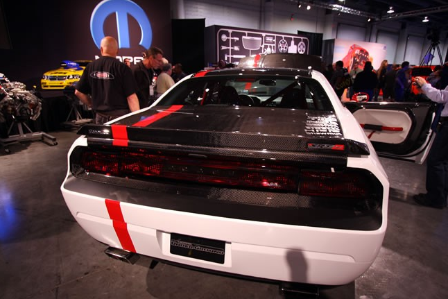 Anderson Composites Carbon Fiber Tail Light Surround for Dodge Challenger 2008-2014 | High-Gloss Finish | Easy Installation | Enhances Rear Styling for Muscle Cars & Show Vehicles