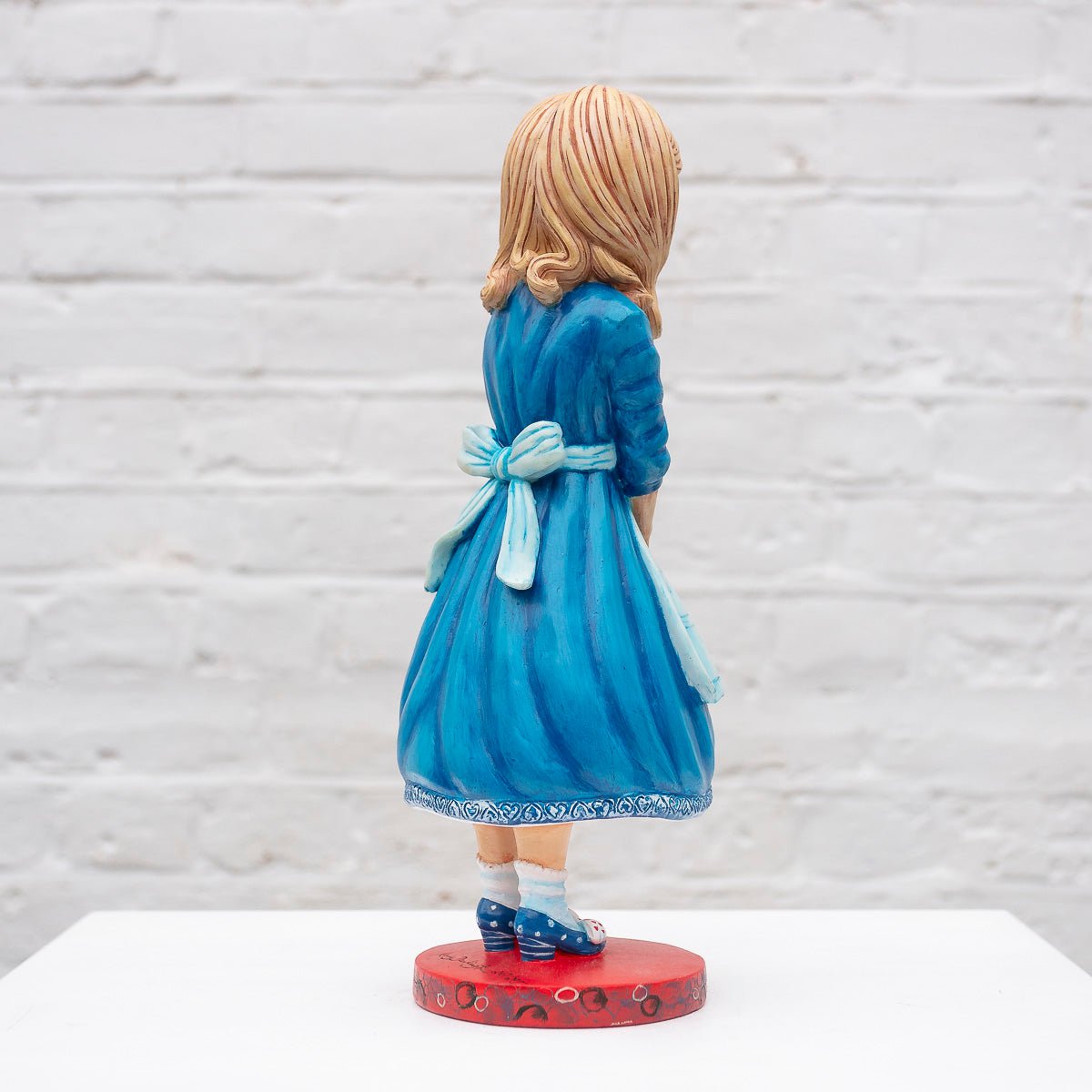 Alice in Wonderland Collectible Sculpture - Limited Edition | Perfect for Home Decor, Gifts & Fantasy Lovers