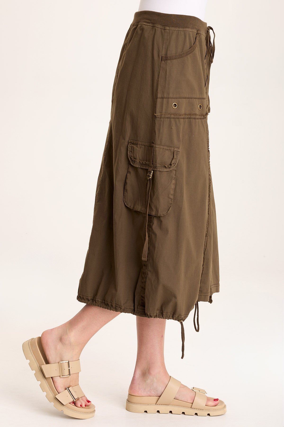 Castalina Women's Poplin Cargo Midi Skirt - Casual Stretch Waist Utility Skirt with Pockets for Outdoor, Travel & Everyday Wear