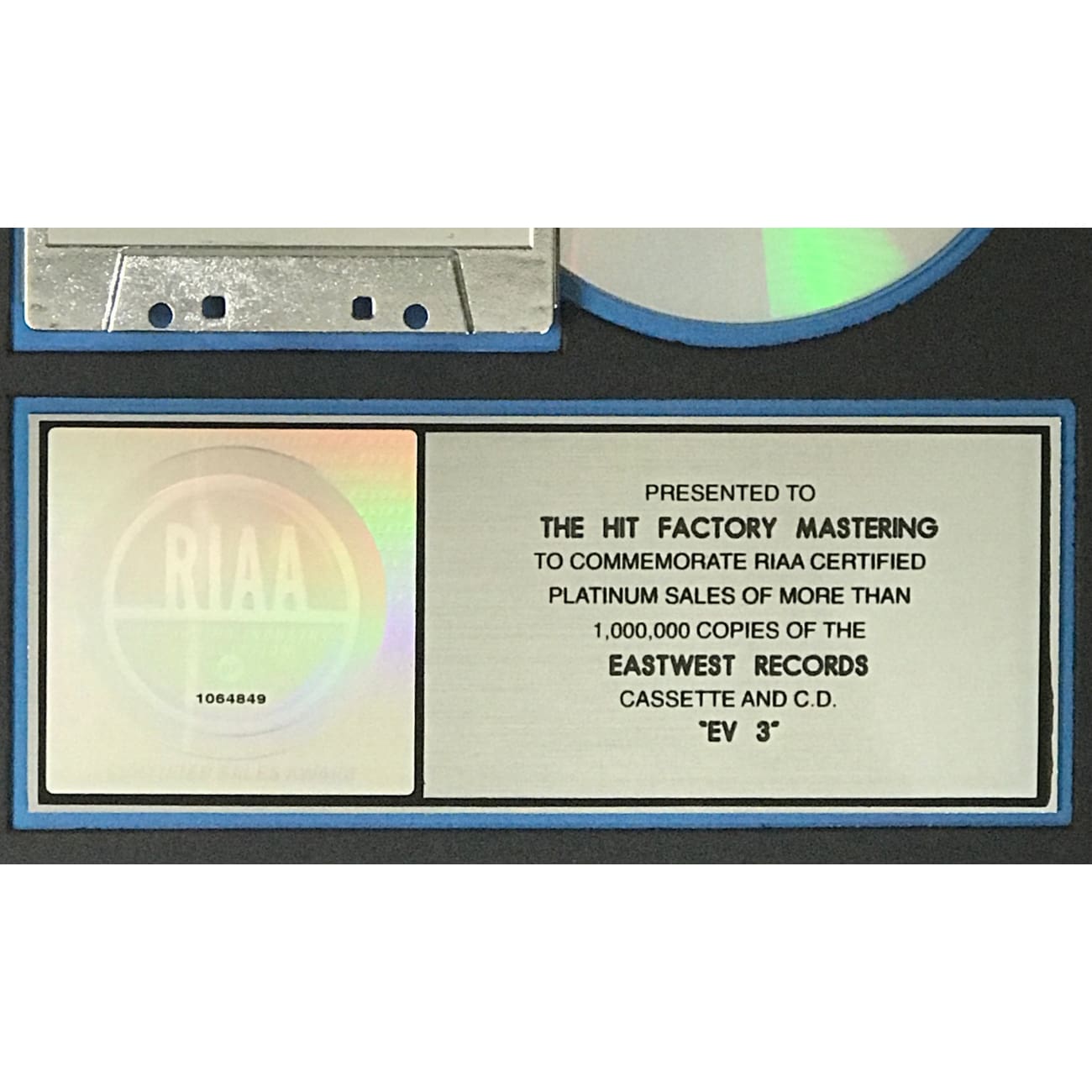 En Vogue EV3 RIAA Platinum Album Award - Official Music Collectible for Fans & Display - Perfect for Home Decor, Music Studios & Award Collections
