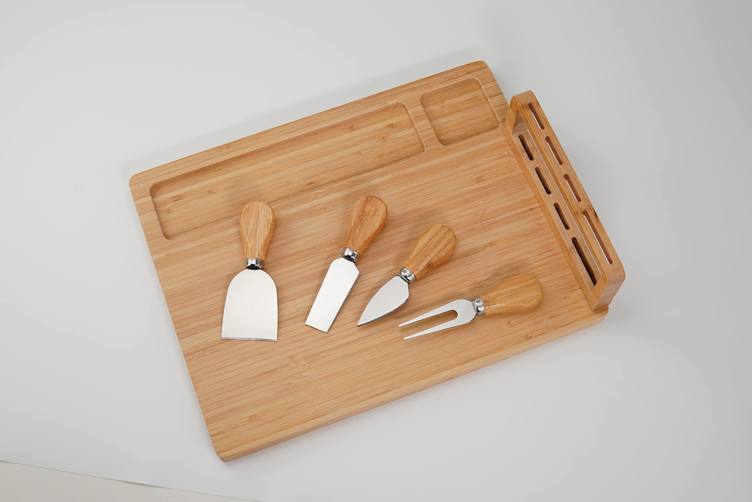 Premium Bamboo Cheese Board and Knife Set - Charcuterie Serving Platter with 4 Stainless Steel Knives - Perfect for Wine Pairings, Entertaining Guests, and Holiday Gifts - Ideal for Cheese Lovers, Dinner Parties, and Charcuterie Displays