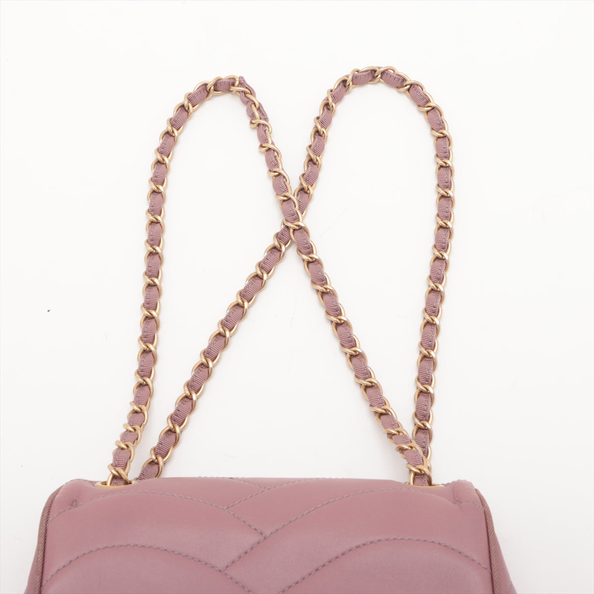 Chanel CC Logo Scallop Lambskin Single Flap Double Chain Bag in Old Rose - Luxury Designer Handbag for Women, Perfect for Date Night, Parties & Special Occasions