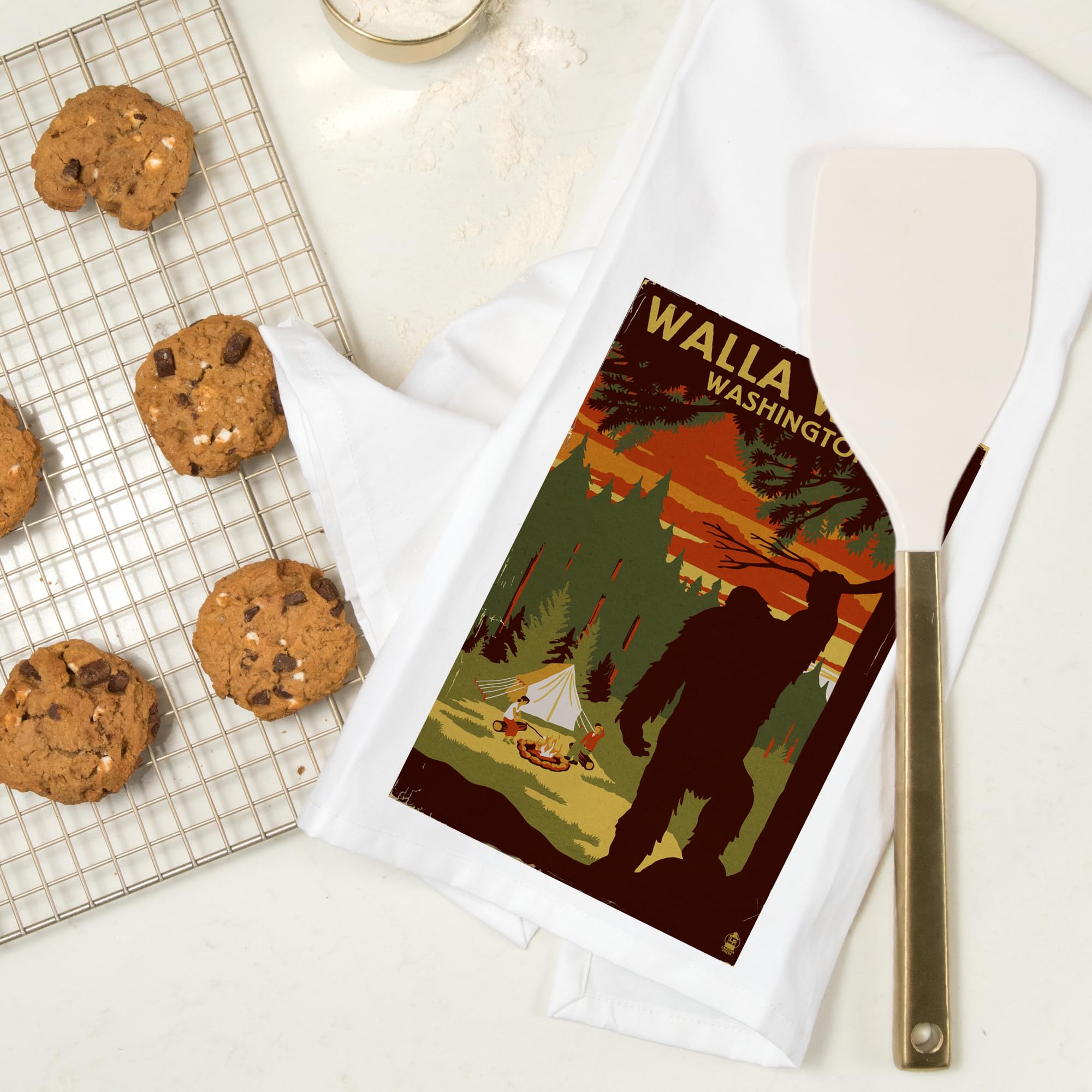 Walla Walla Washington Bigfoot 100% Cotton Tea Towel - Decorative Hand Towel for Kitchen & Home Decor | Perfect for Dish Drying, Gift Giving & Farmhouse Style Decor