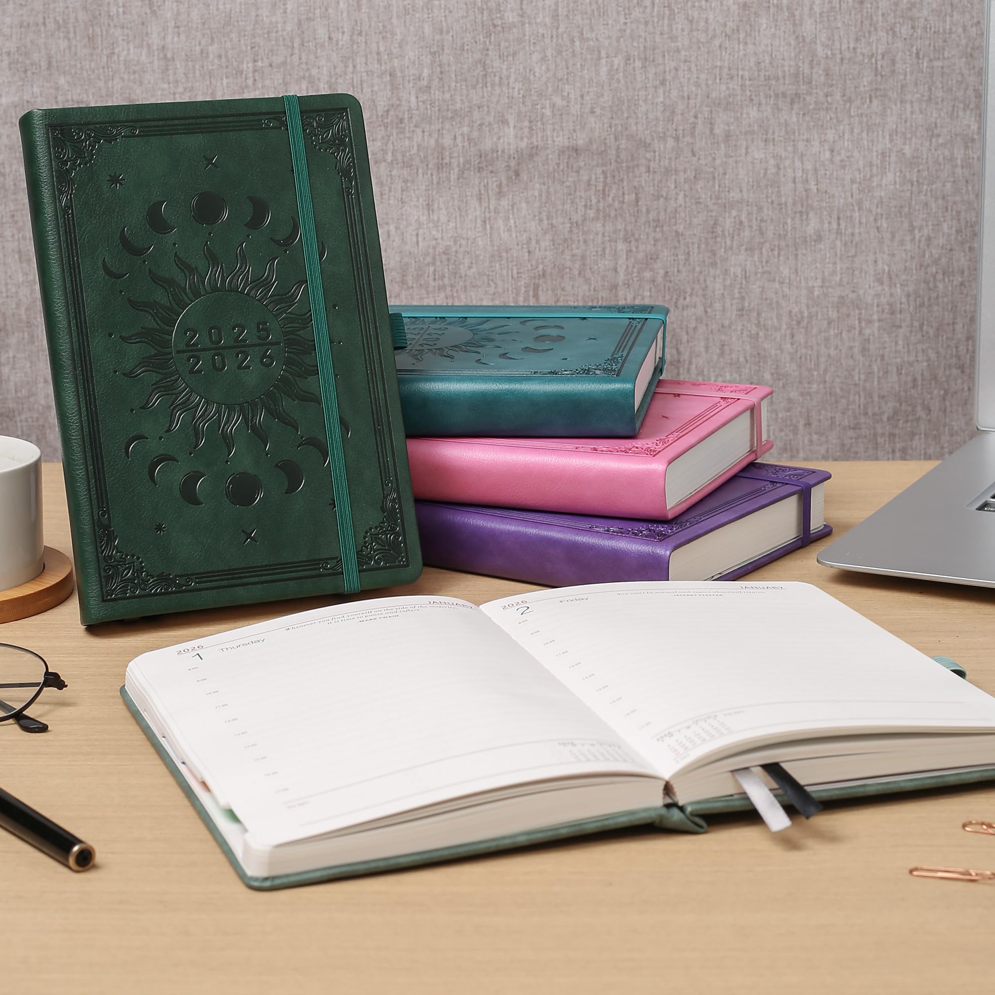 2025-2026 A5 Daily Planner with Monthly View - August 2025 to July 2026 Academic Diary, Includes Pen Set, Colorful Tabs & Inner Pocket (5.9