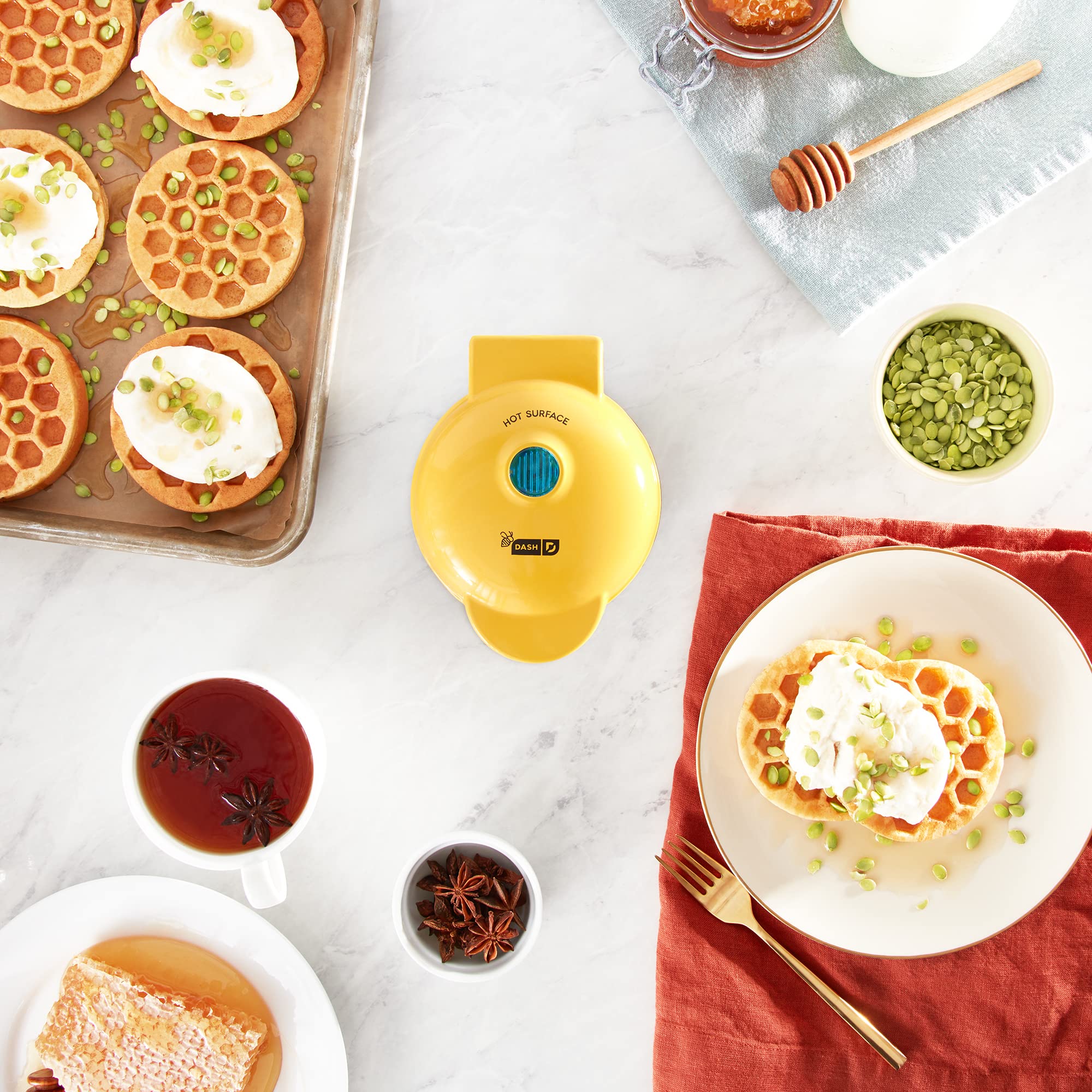 Mini Honeycomb Waffle Maker - Compact Belgian Waffle Iron for Quick Breakfast, Desserts & Snacks - Perfect for Home, Office & Camping Use