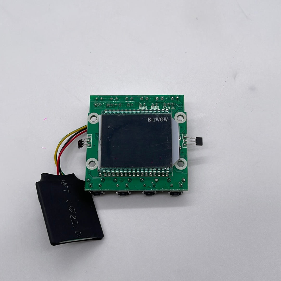 Mosquito Display with Throttle Sensors - High Precision Digital Dashboard for Motorcycles - Perfect for Racing, Off-Road & Urban Riding