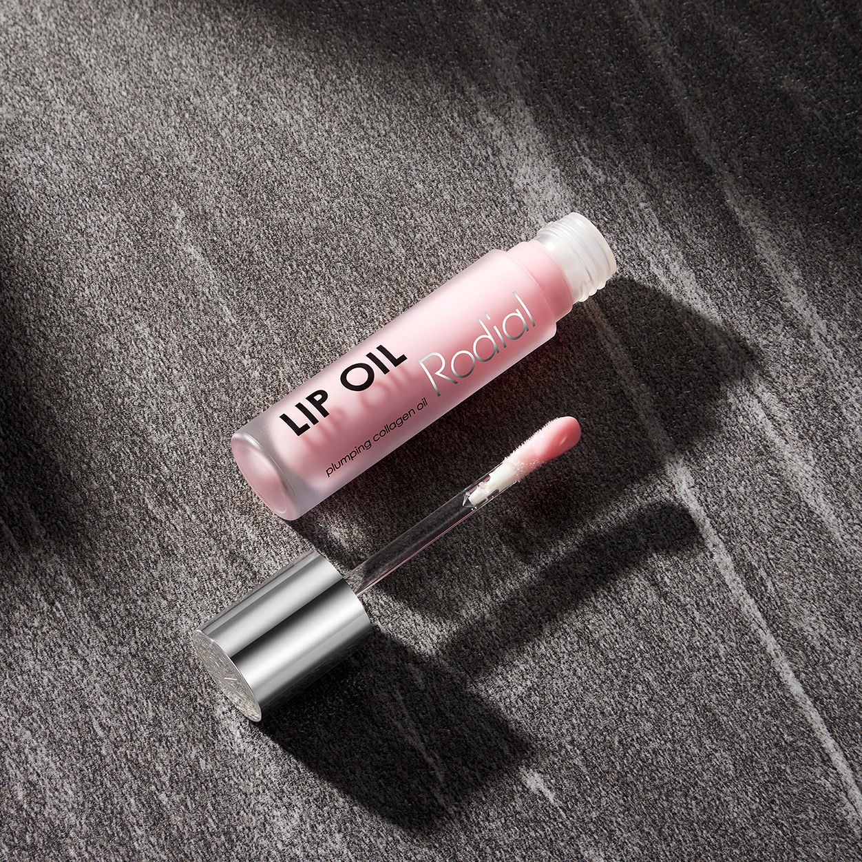 Rodial Lip Oil - Hydrating & Plumping Lip Treatment with Vitamin E - Perfect for Dry Lips & Nighttime Care