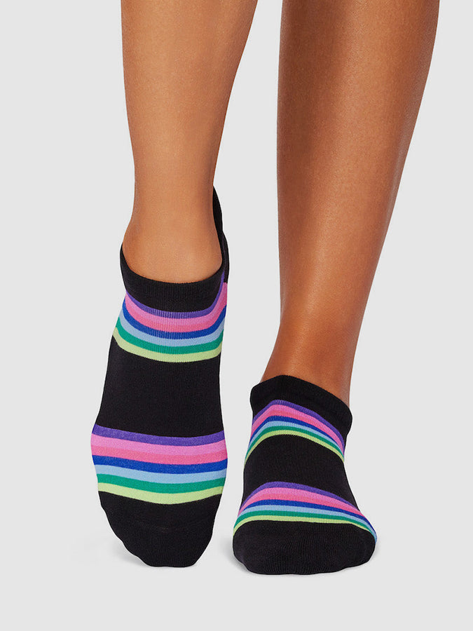 Non-Slip Grip Socks for Women & Men - Tavi Savvy Yoga Socks with Traction - Perfect for Pilates, Barre, Workouts & Home Use