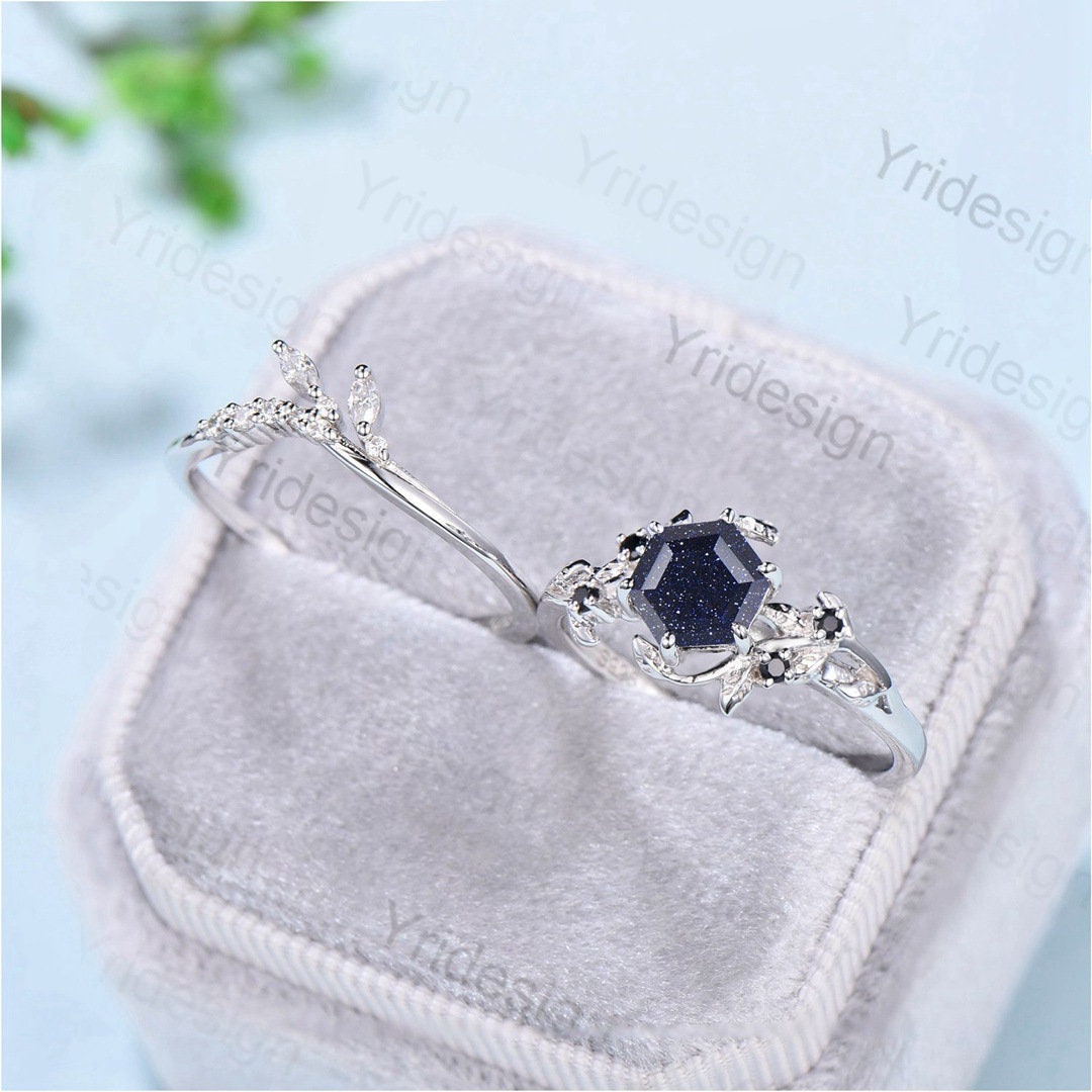 2Pcs Vintage Blue Sandstone Wedding Ring Set - Elegant Leaf Galaxy Engagement Ring for Women, Crystal Promise Ring, Unique Bridal Jewelry Set - Perfect for Anniversaries, Proposals & Romantic Gifts