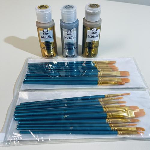 FolkArt Acrylic Metallic Gold & Silver Paint Set with 20 Bosobo Brushes - Bundle for DIY Crafts, Home Decor & Art Projects