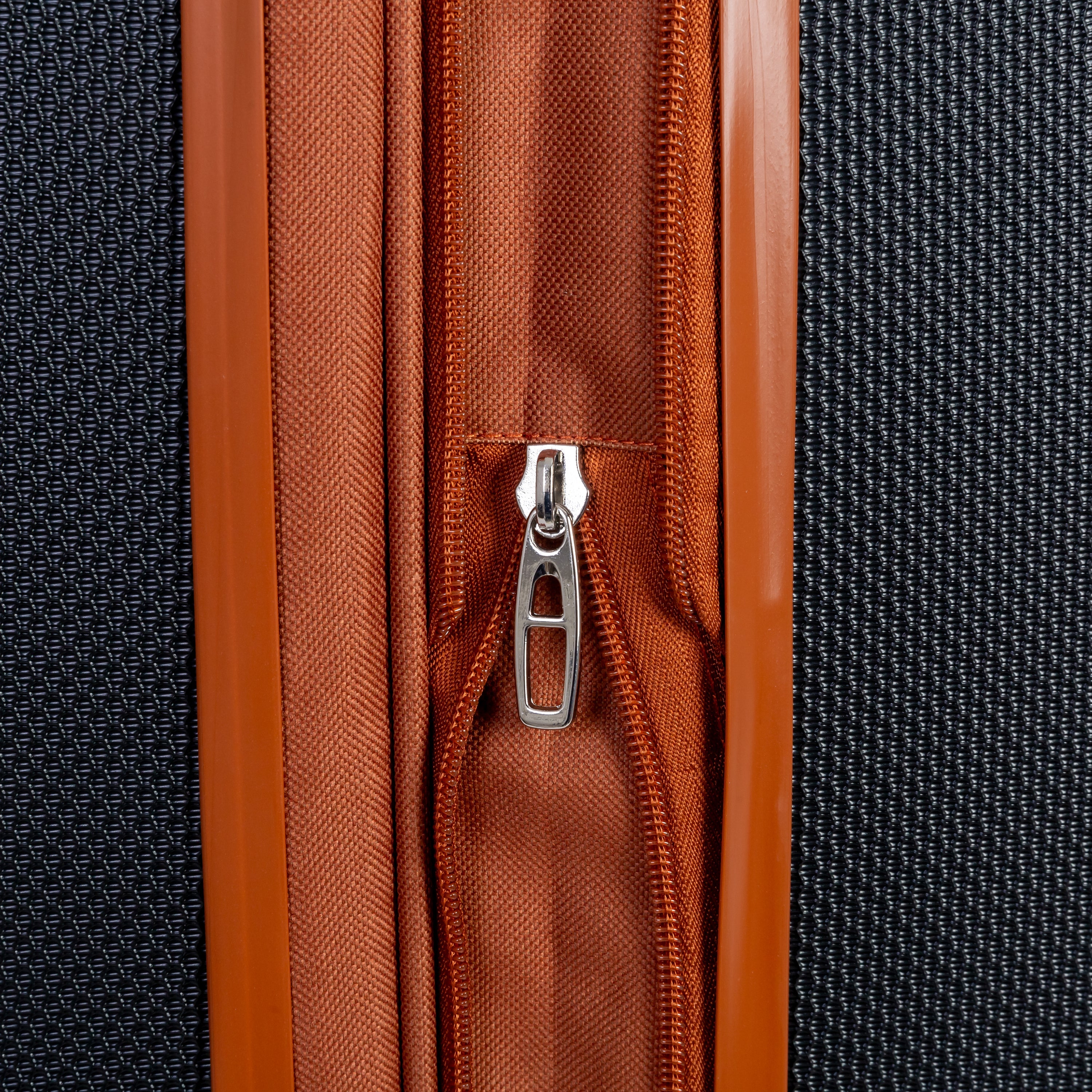 Explorer First Class Expandable Large Luggage - 28